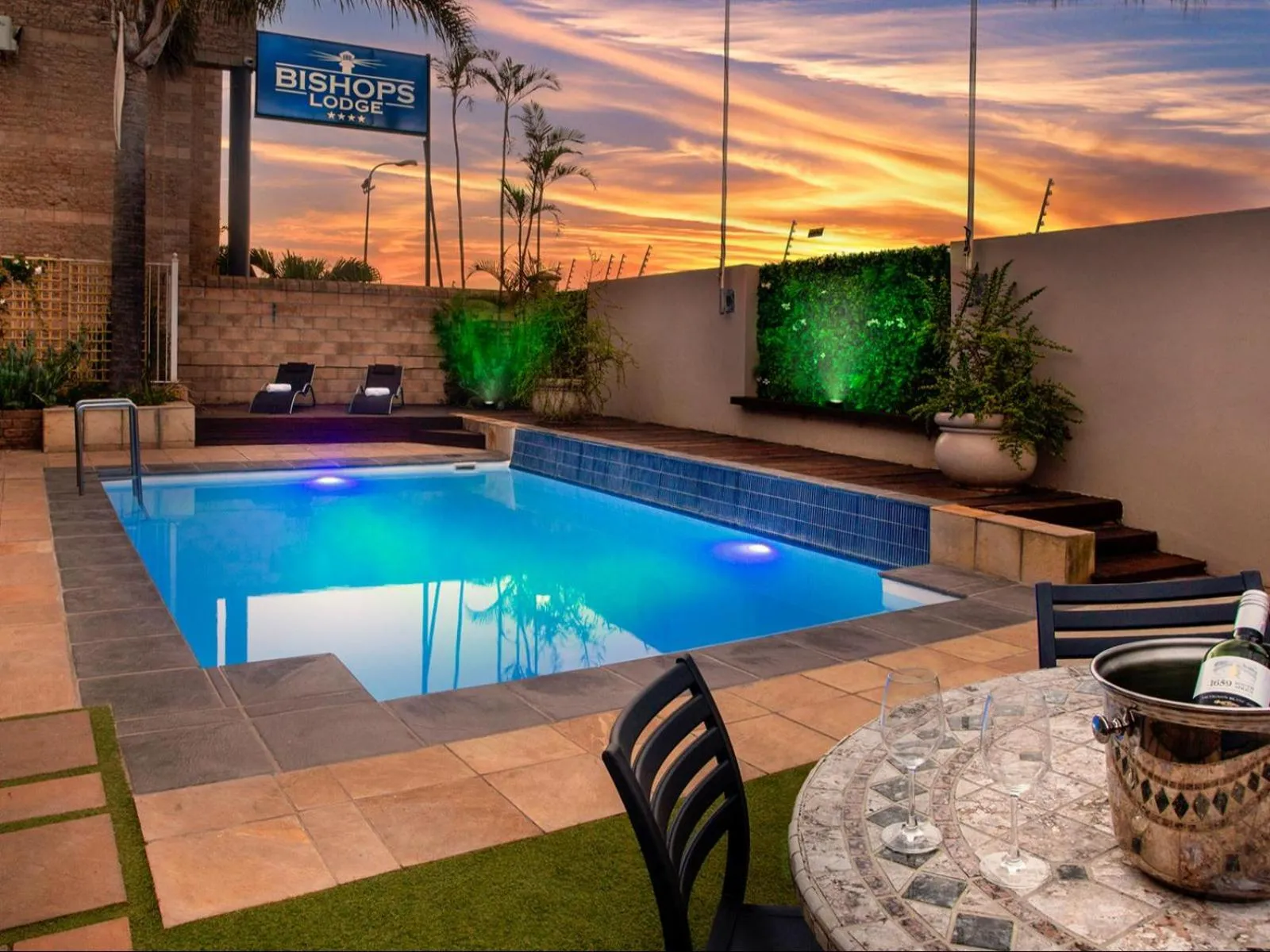 Swimming pool in Bishops Lodge