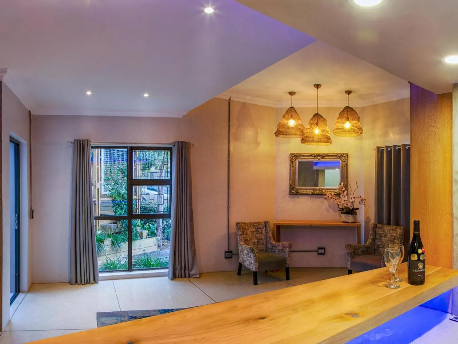Business facilities in Bishops Lodge