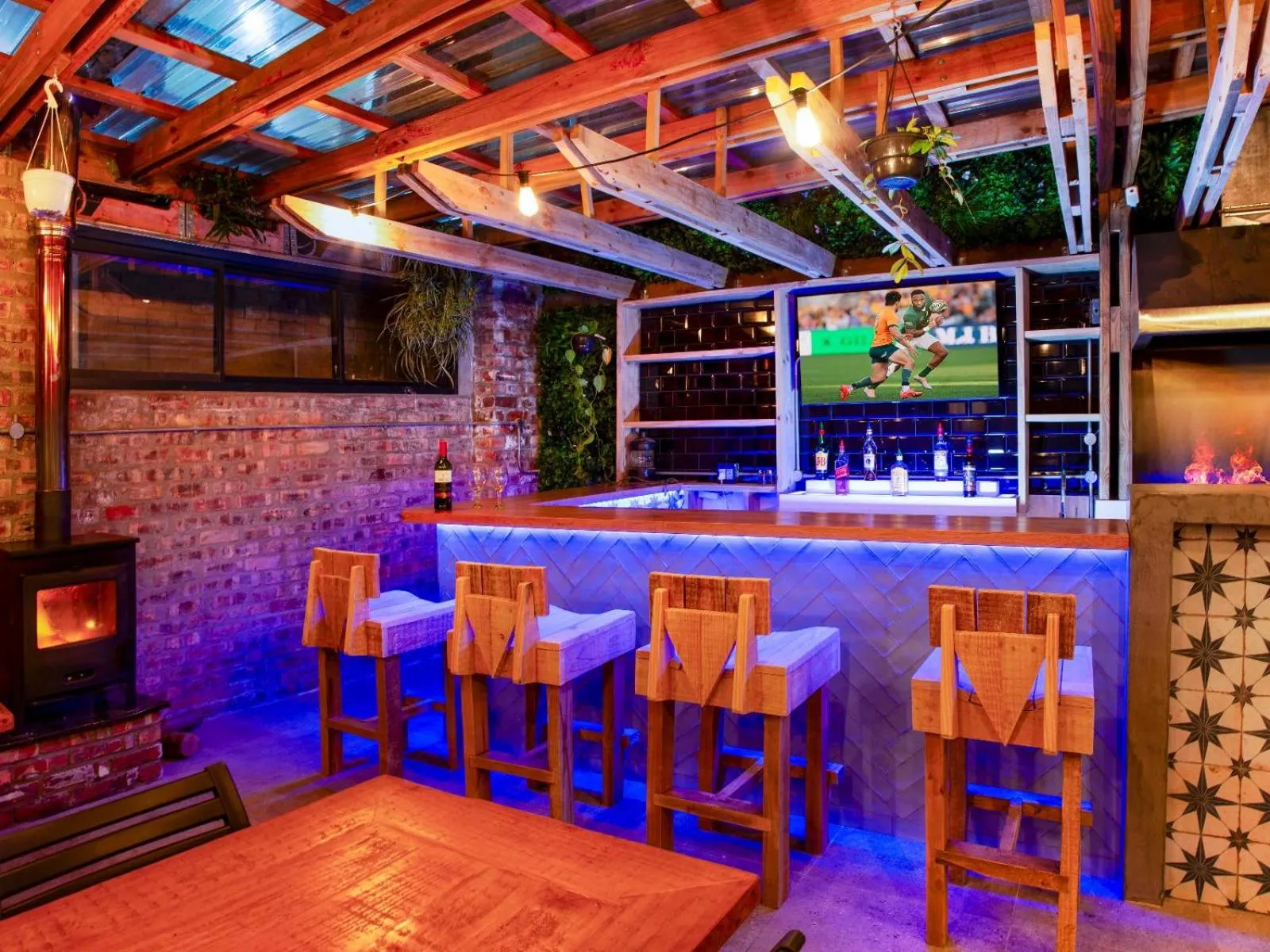 Lounge or bar in Bishops Lodge