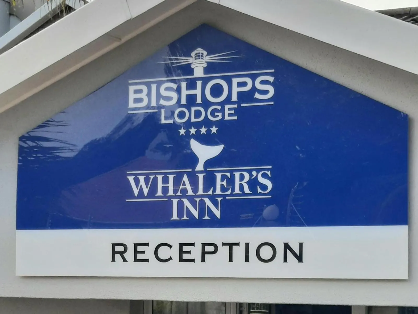 Facade/entrance in Bishops Lodge