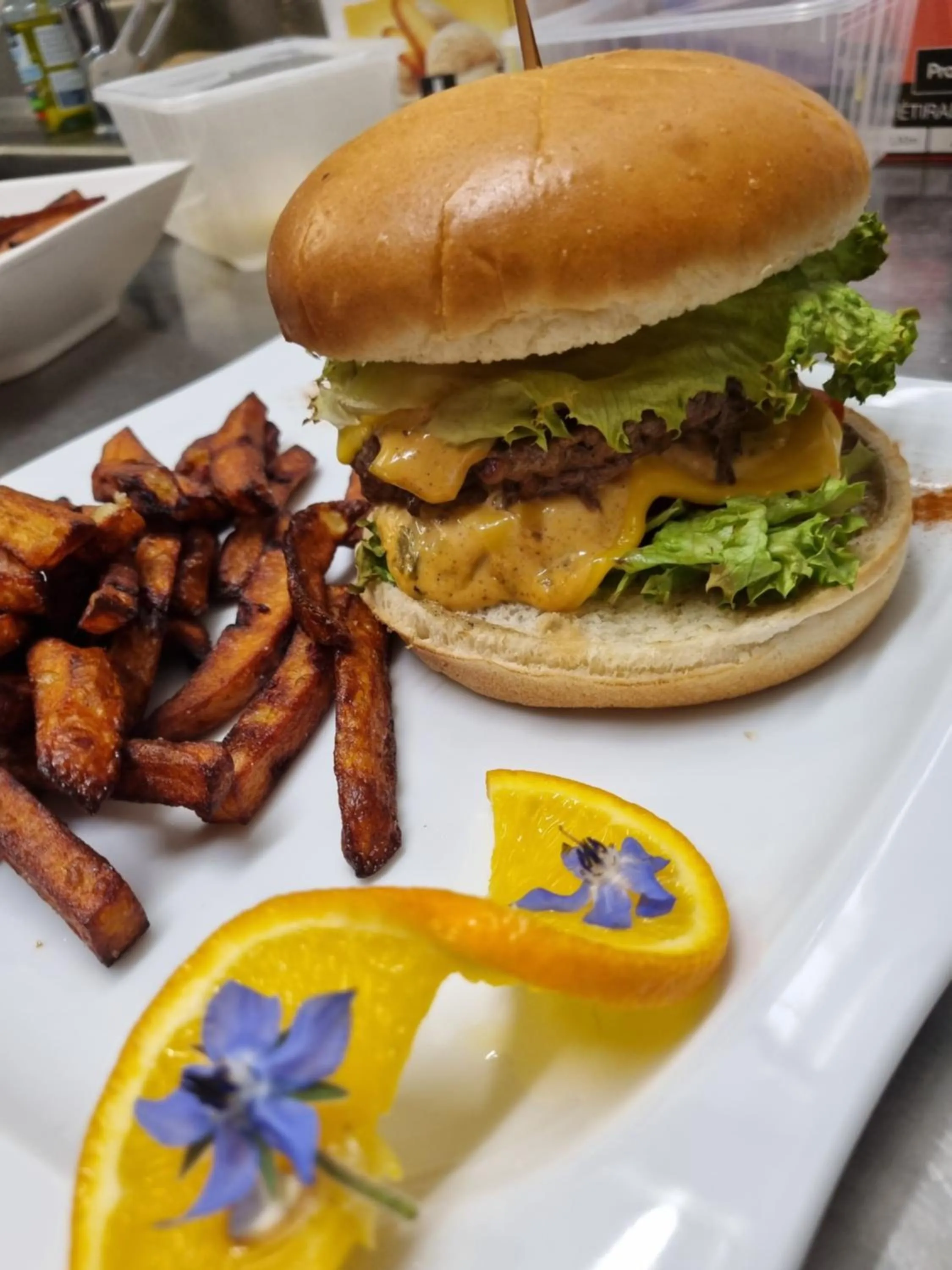 Restaurant/places to eat in Logis Hôtel La Clé Des Songes