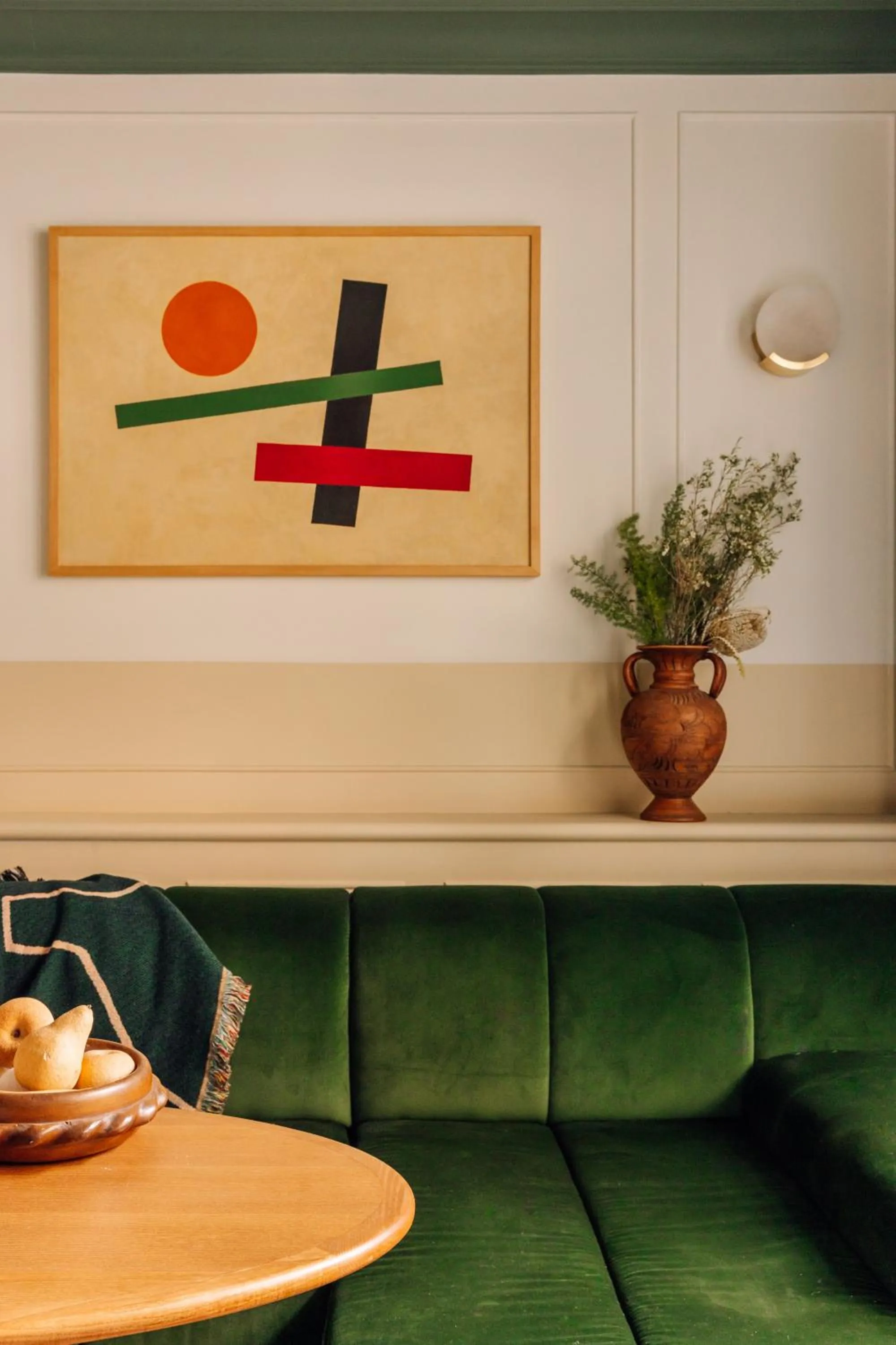 Living room in Le Jardin de Verre by Locke