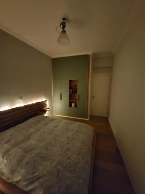 Bed in Painters apartment