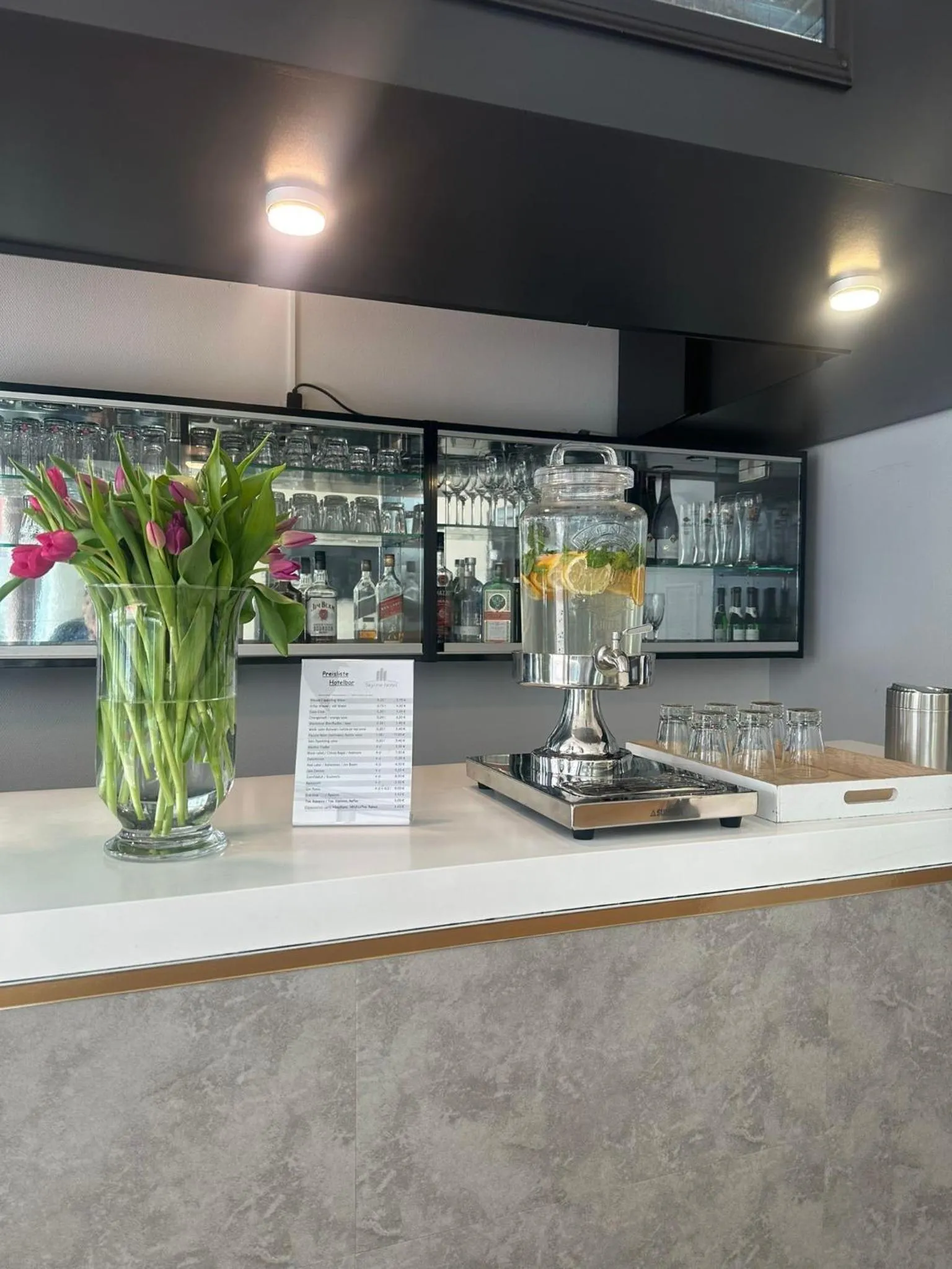 Lobby or reception in Skyline Hotel City Frankfurt