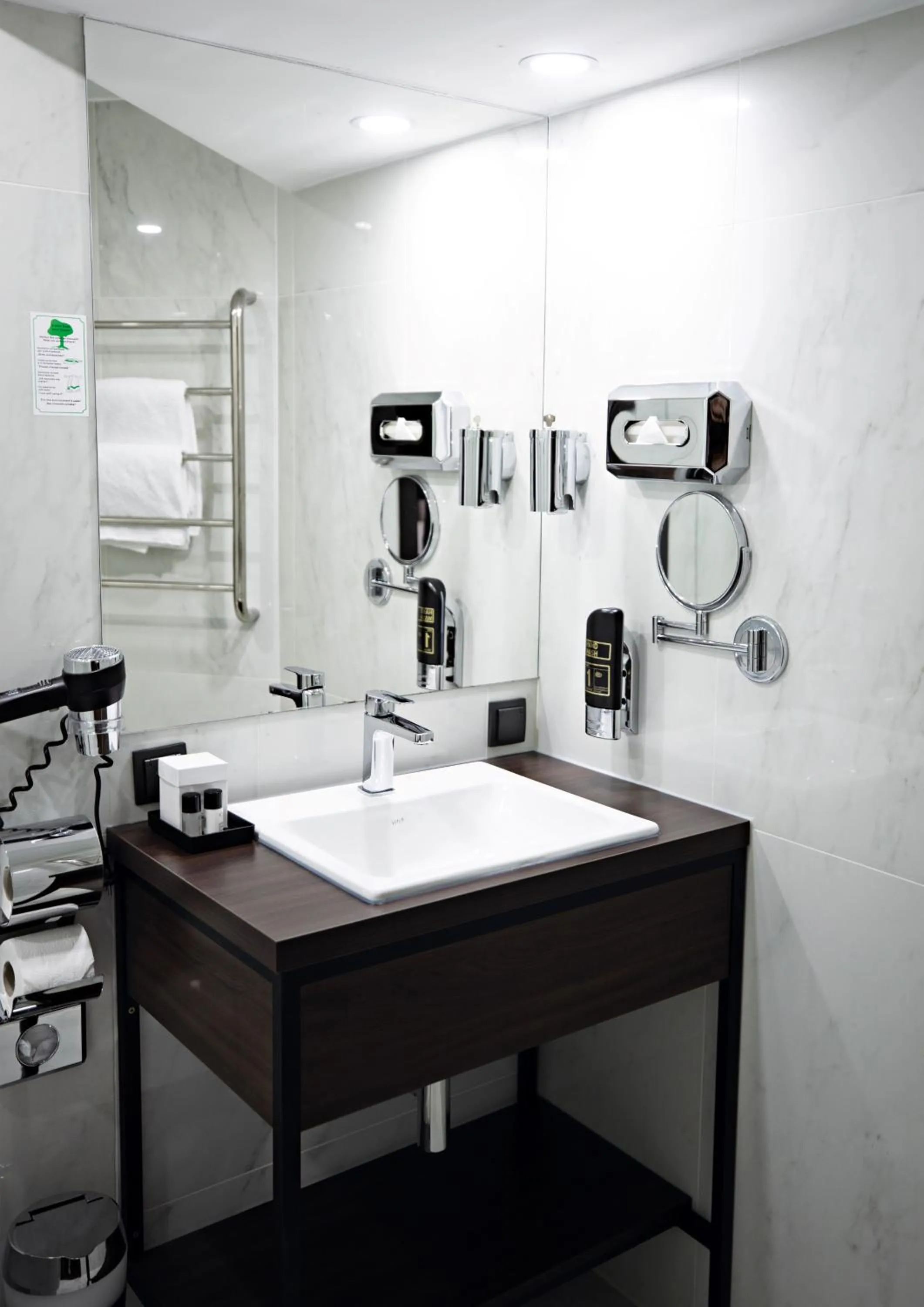 Bathroom in Skyline Hotel City Frankfurt