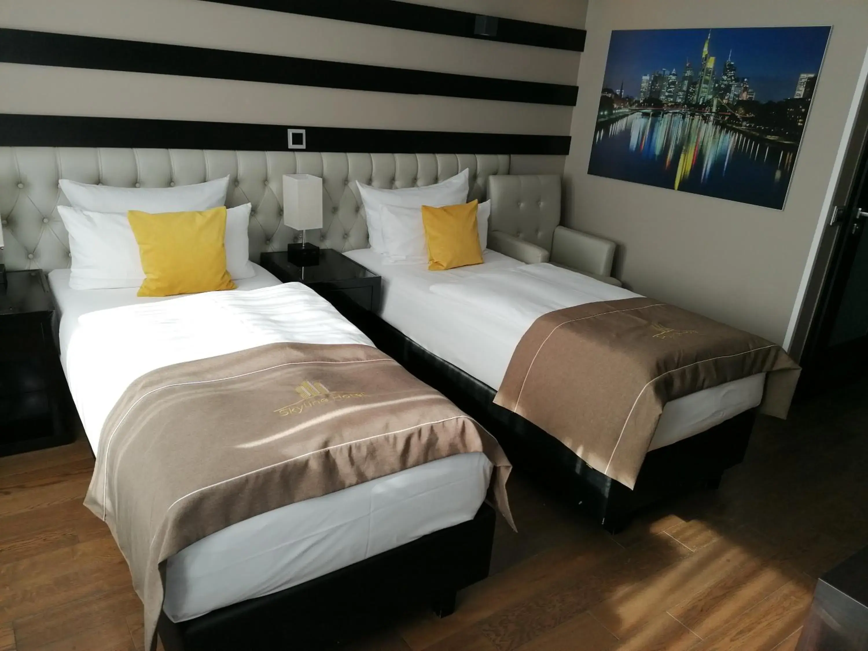 Bed in Skyline Hotel City Frankfurt Bed in Skyline Hotel City Frankfurt