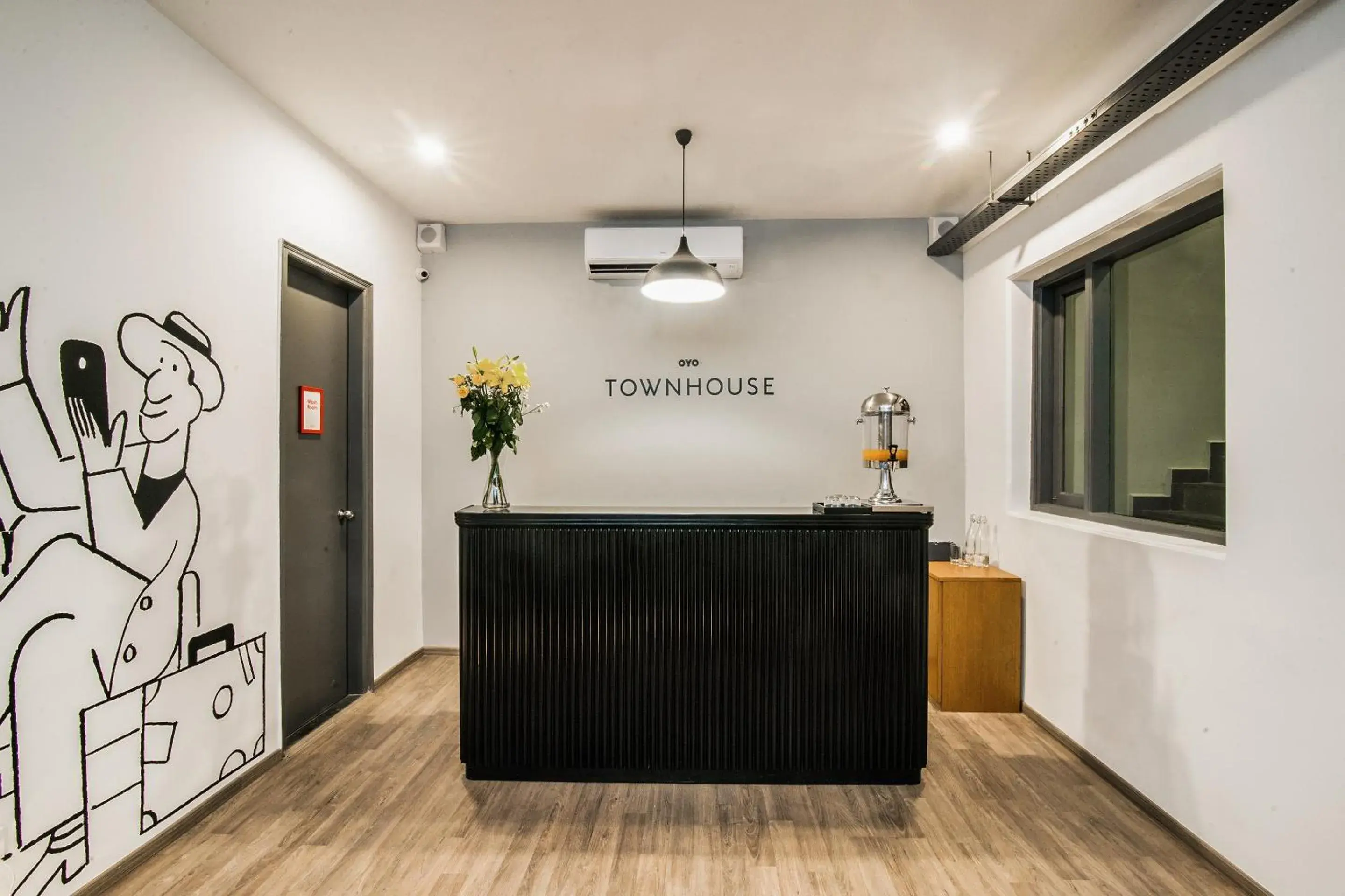 Lobby or reception in Super Townhouse Galleria Market Near Golf Course Road Lobby or reception in Super Townhouse Galleria Market Near Golf Course Road