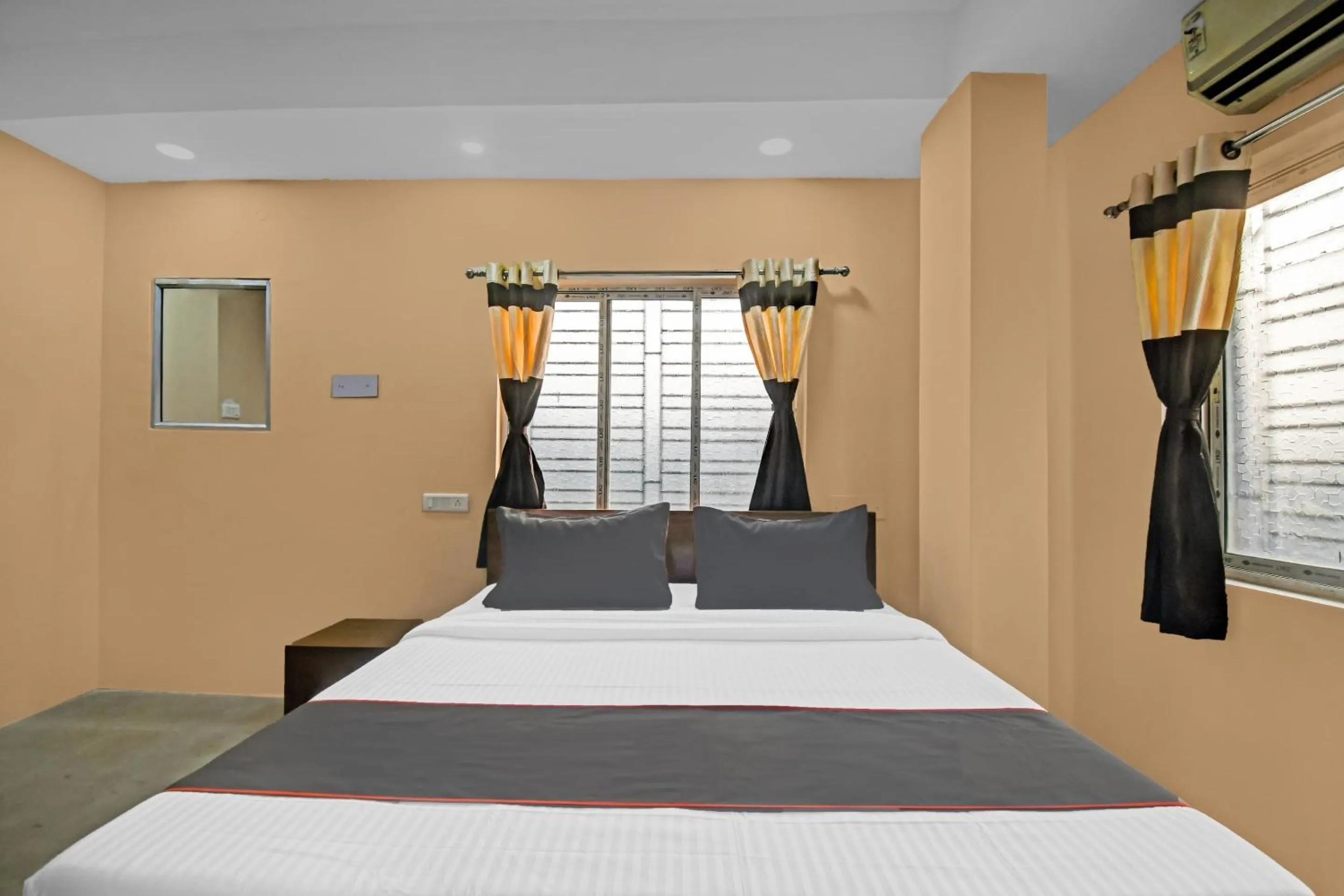 Bed in Hotel O Eco Haven