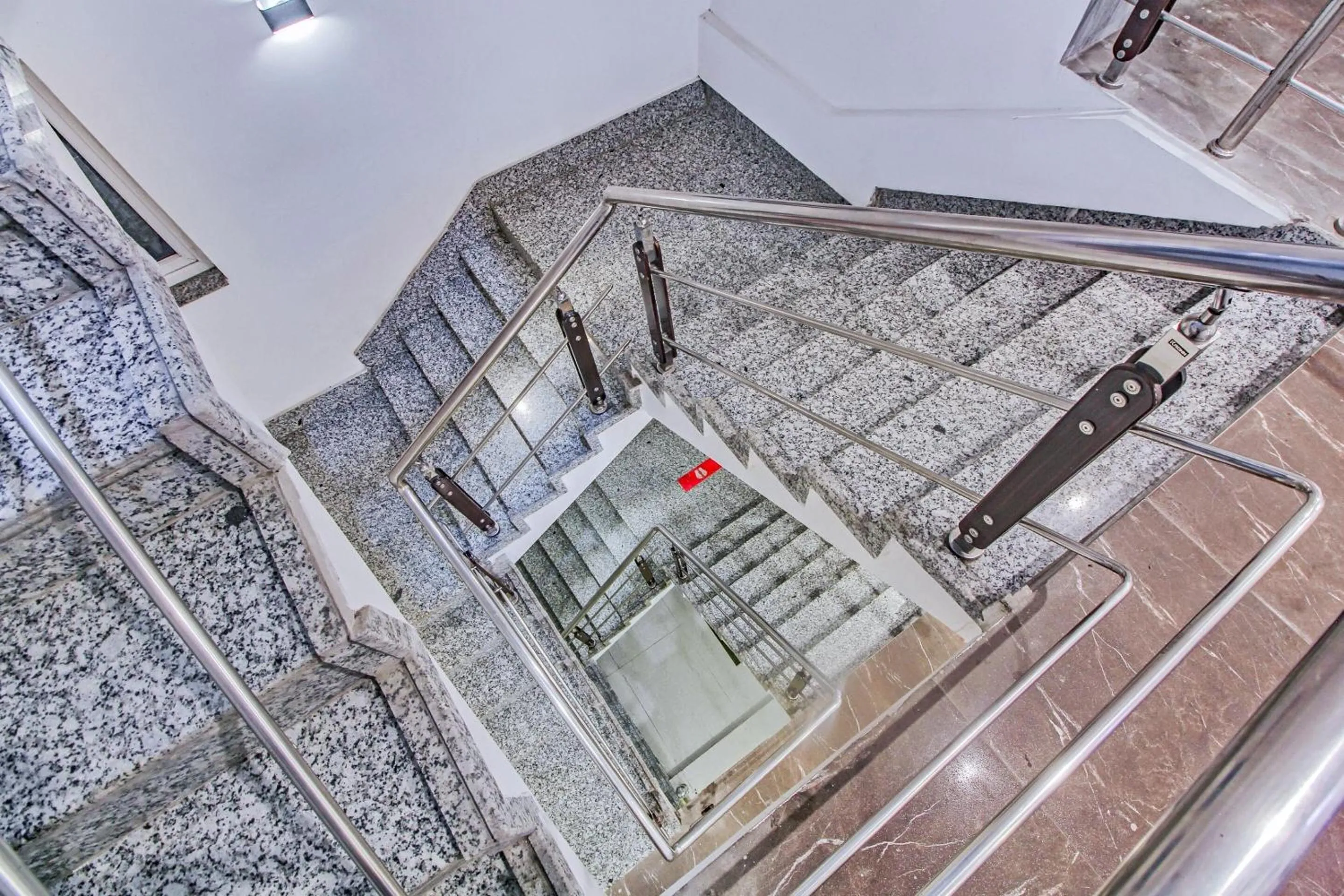 Super Townhouse OAK The Platinum Studio