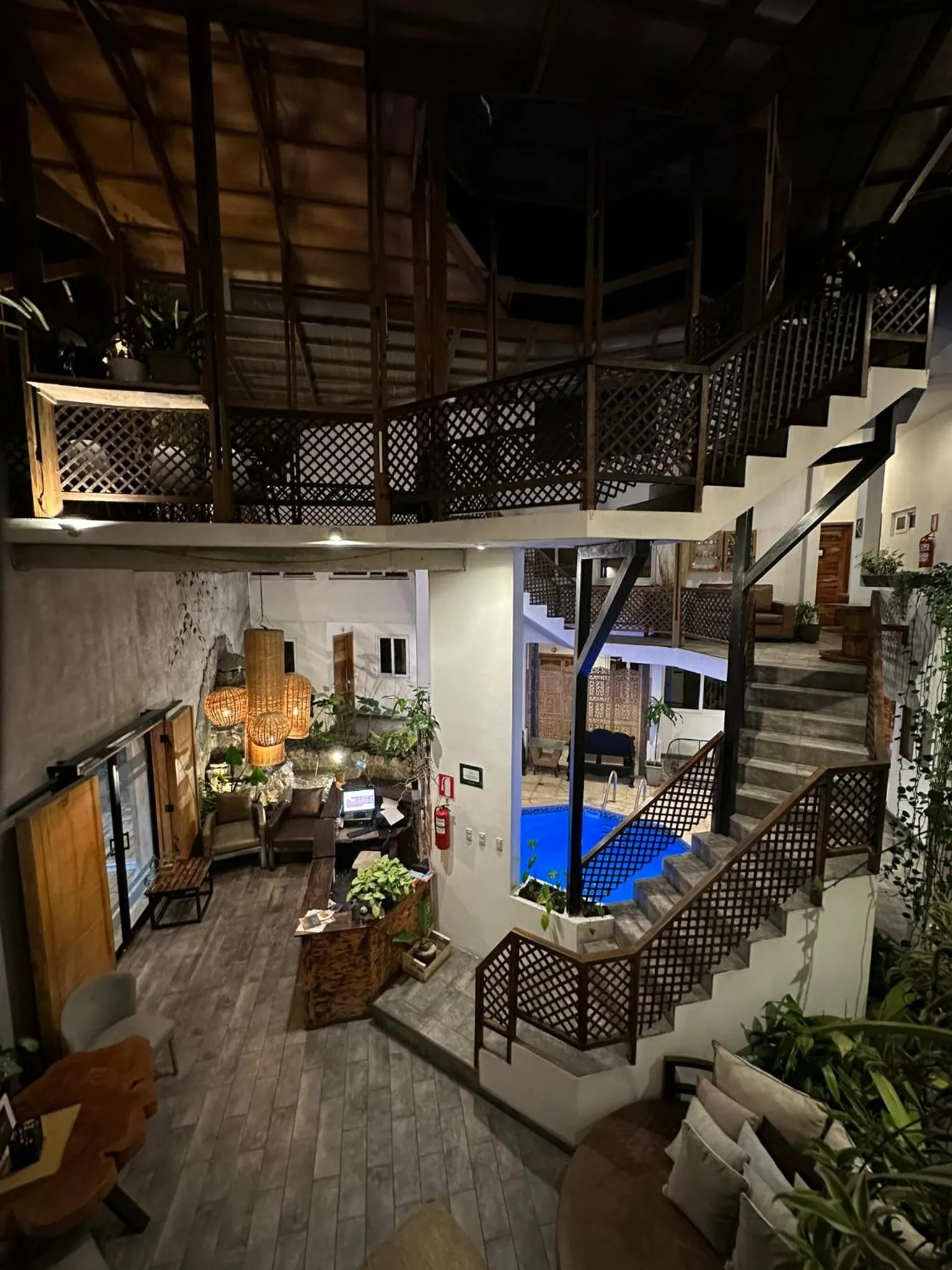 Grupo Hotelero Colibri