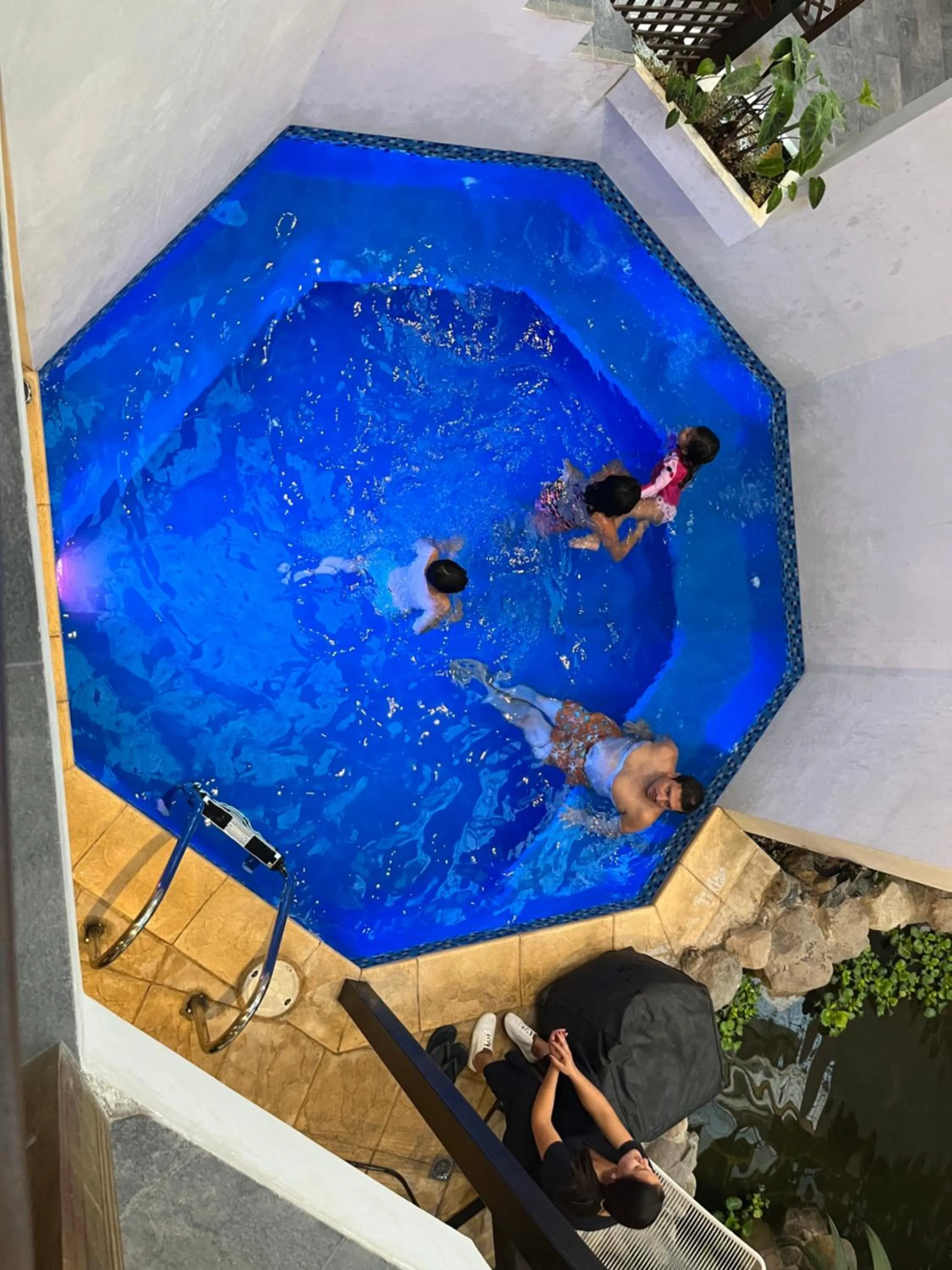 Swimming pool in Grupo Hotelero Colibri