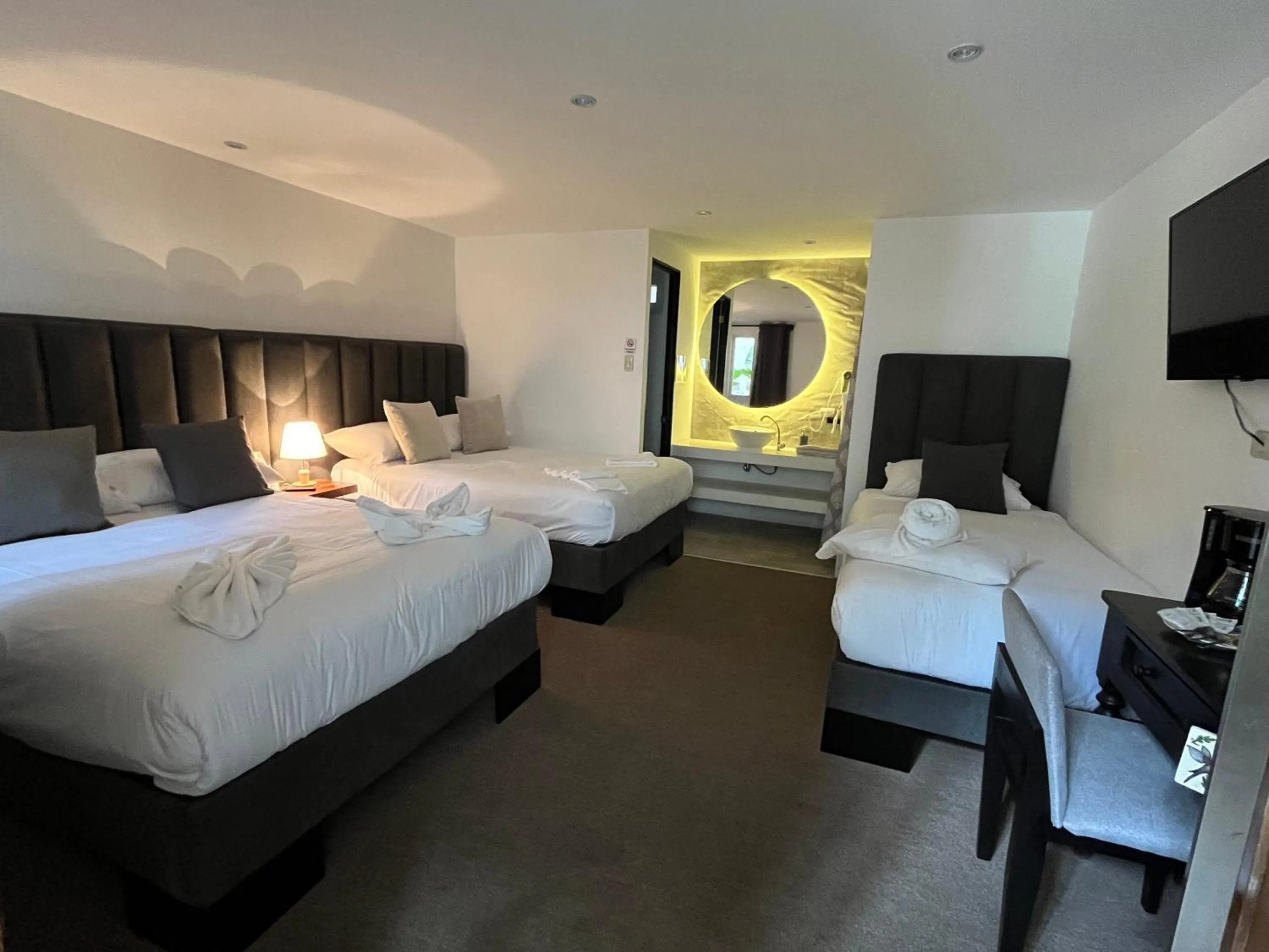 Bed in Grupo Hotelero Colibri