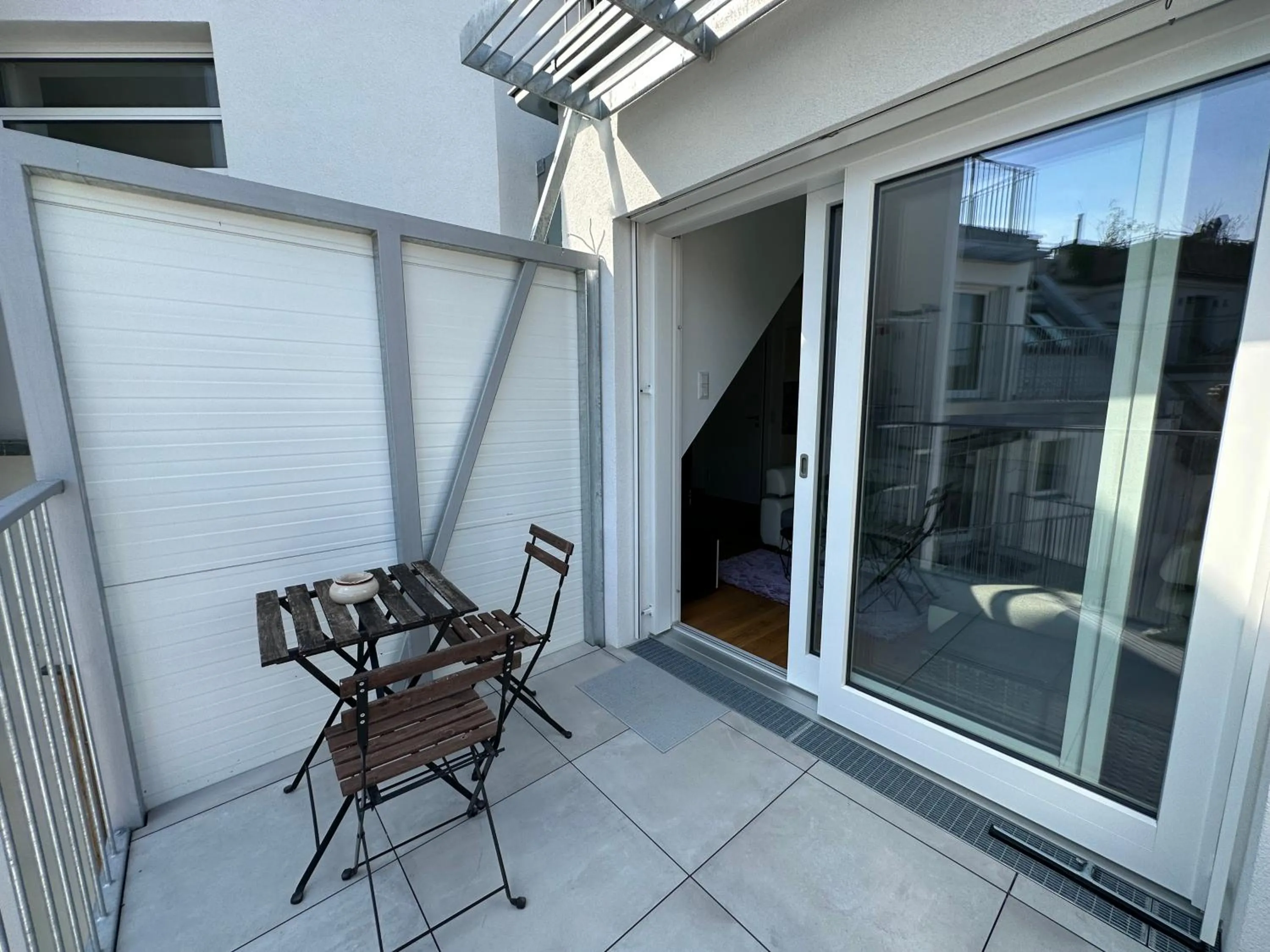 Patio in FeelHome-Dachterrasse-4 Gäste-WiFi