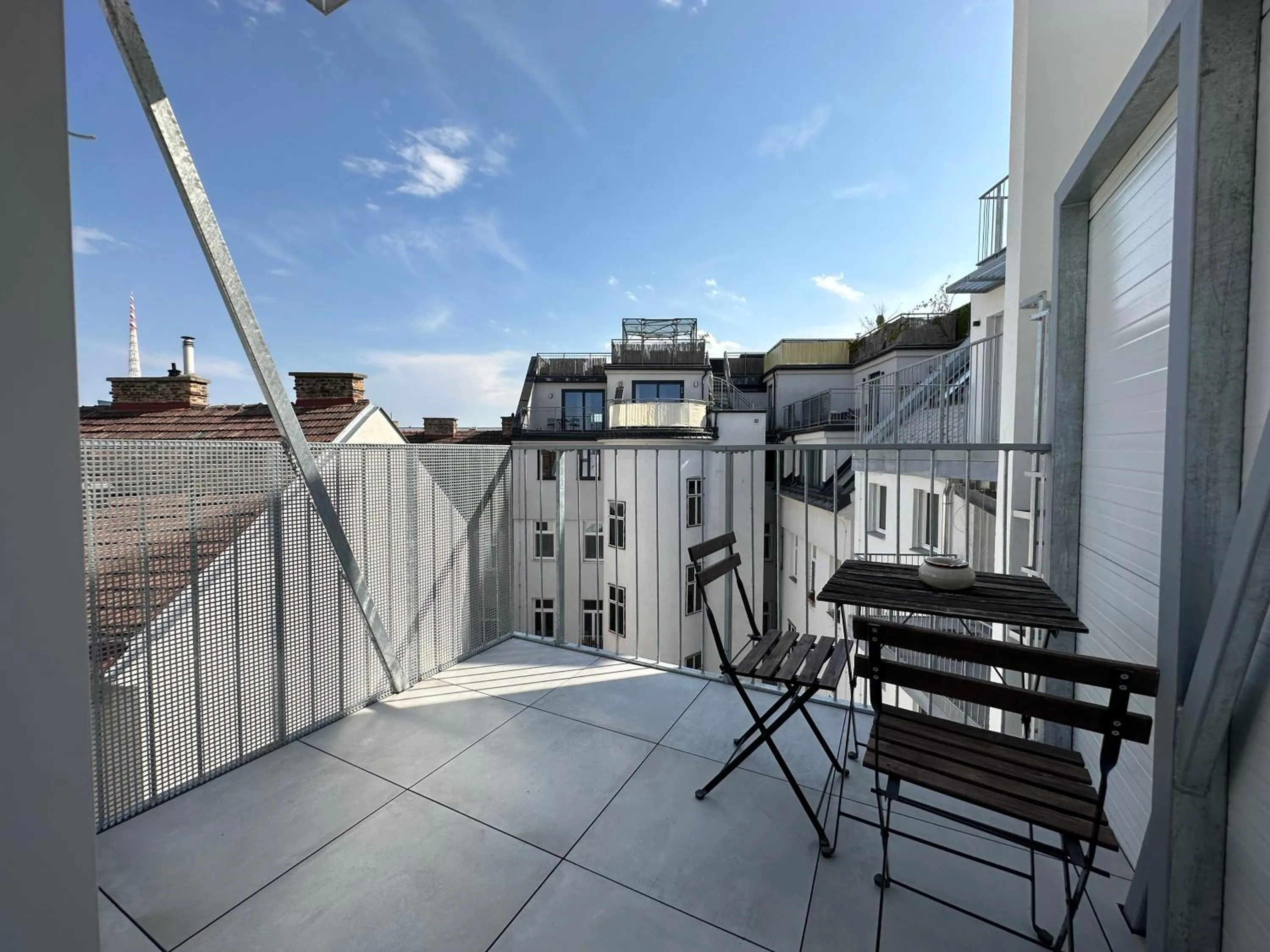 Patio in FeelHome-Dachterrasse-4 Gäste-WiFi