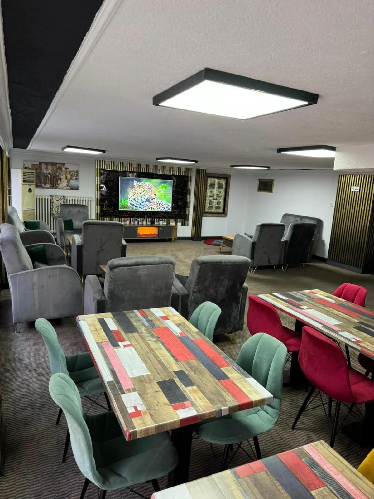 Seating area in Hotel Metropol 1