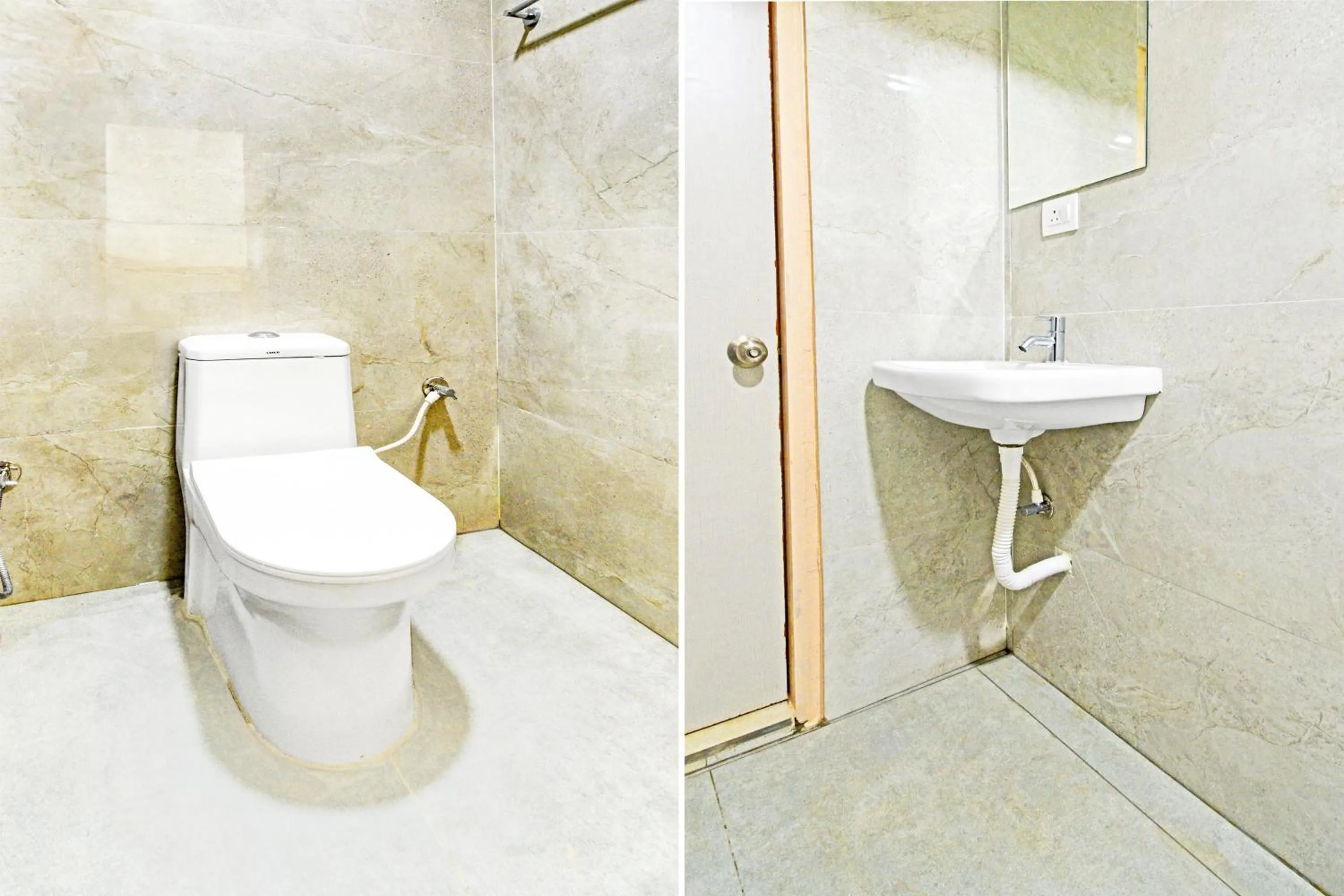 Bathroom in Super Townhouse Oak Kompally