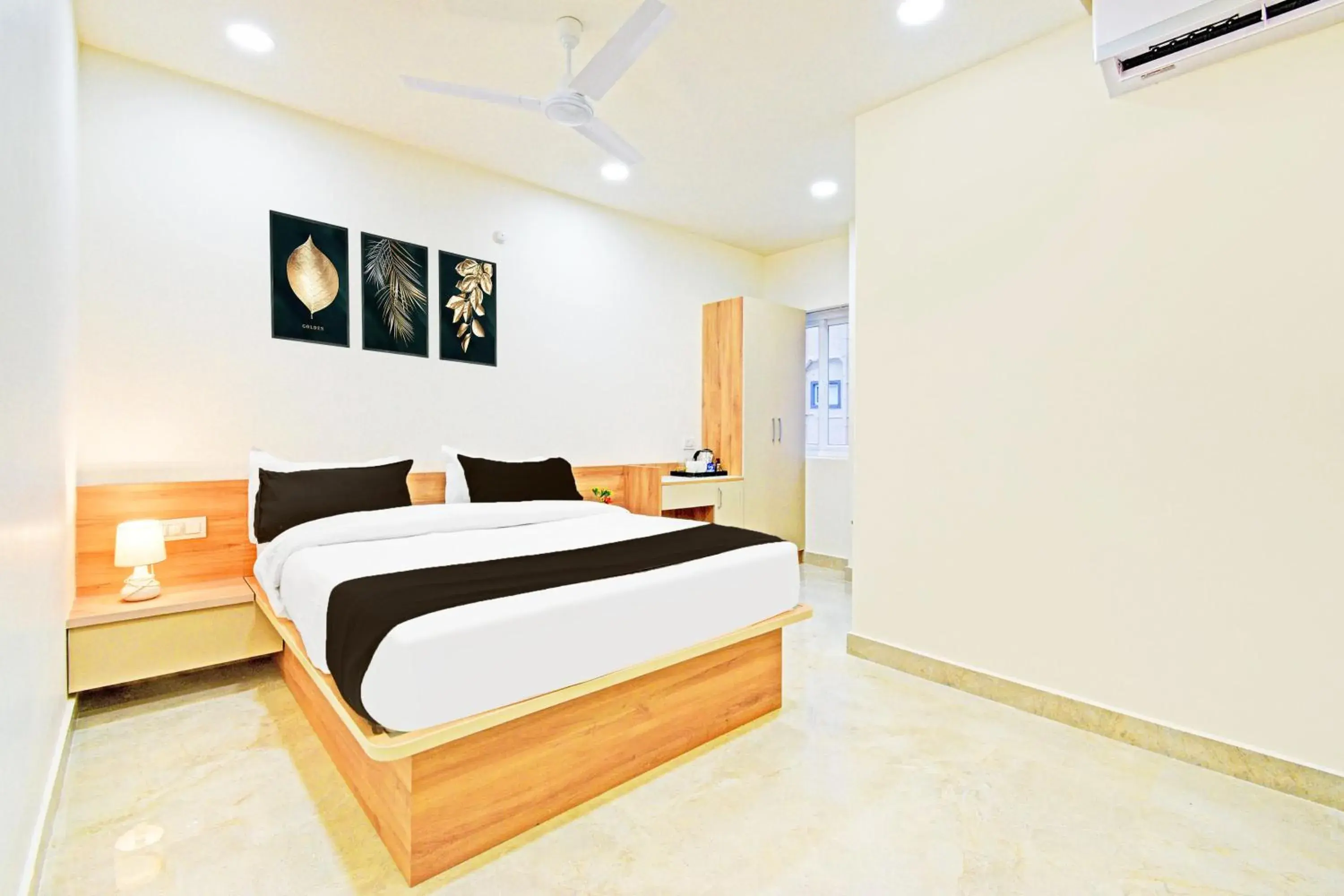 Super Townhouse Oak Kompally Super Townhouse Oak Kompally