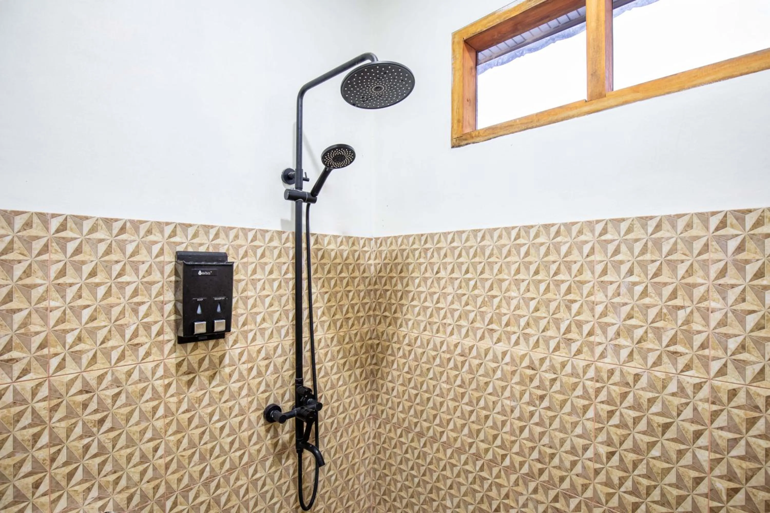 Bathroom in Zoya Rinjani Villa