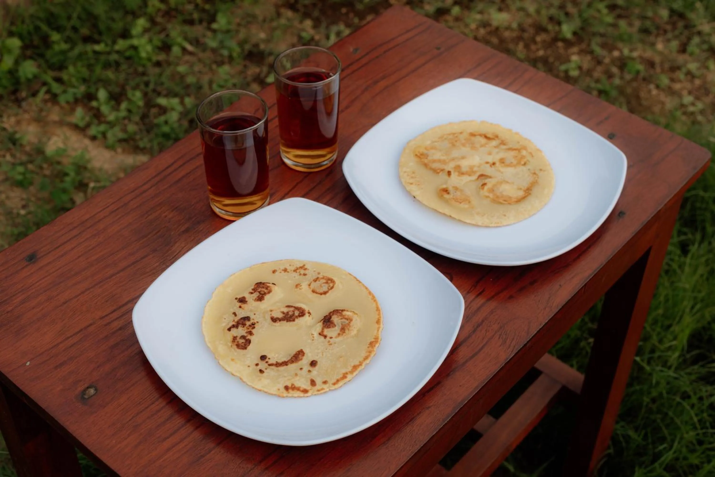 Food and drinks in Zoya Rinjani Villa