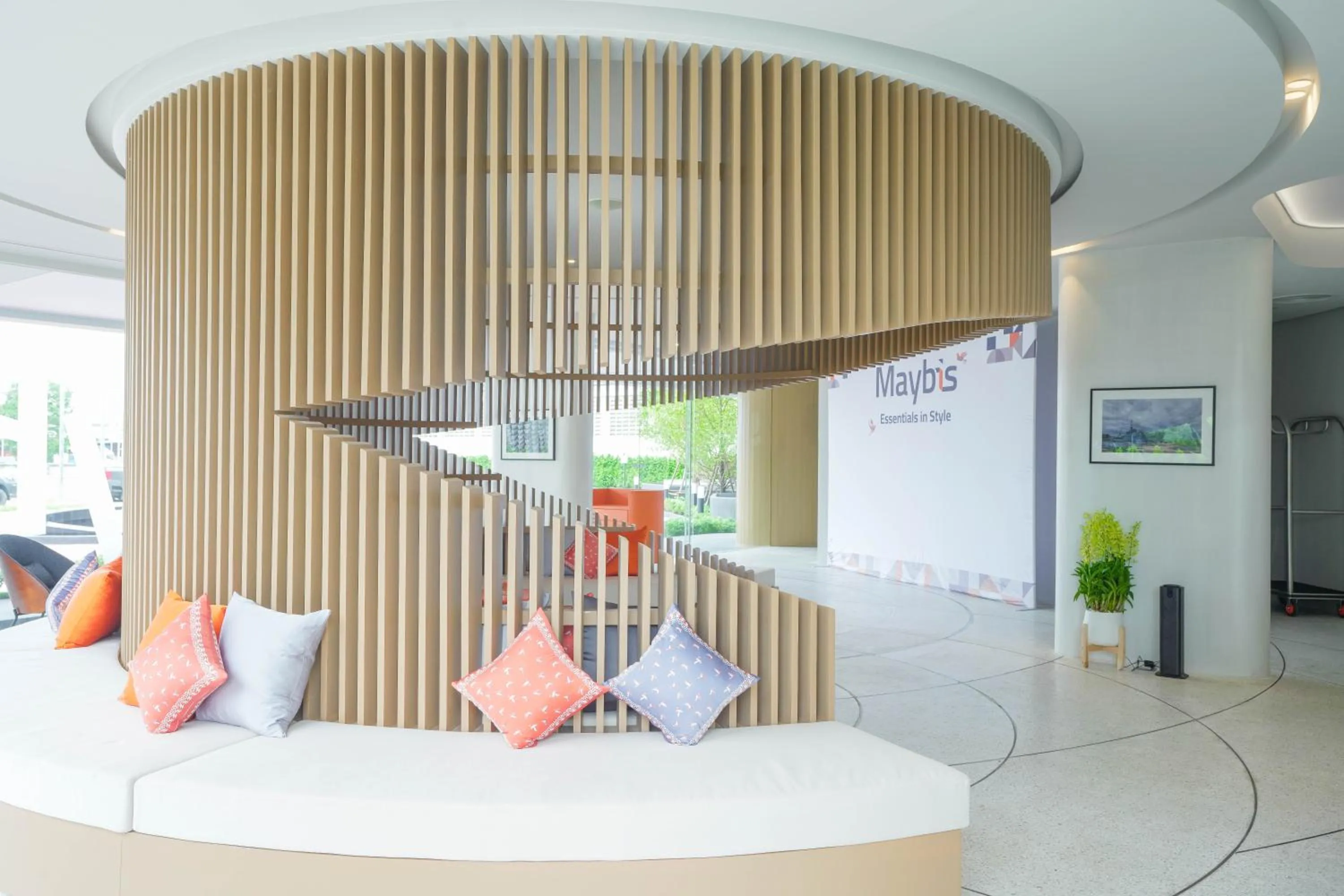Lobby or reception in Maybis Hotel
