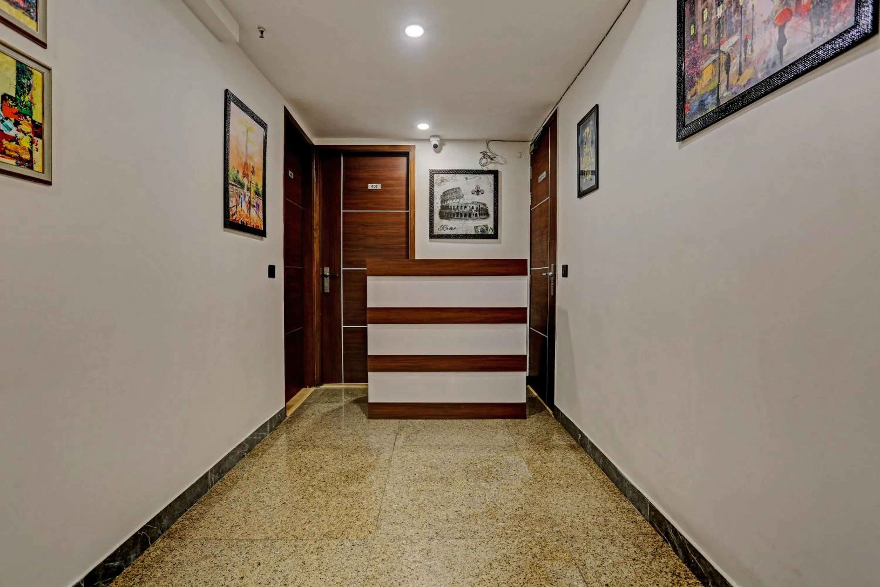 Lobby or reception in Hotel O Golden Eye Inn