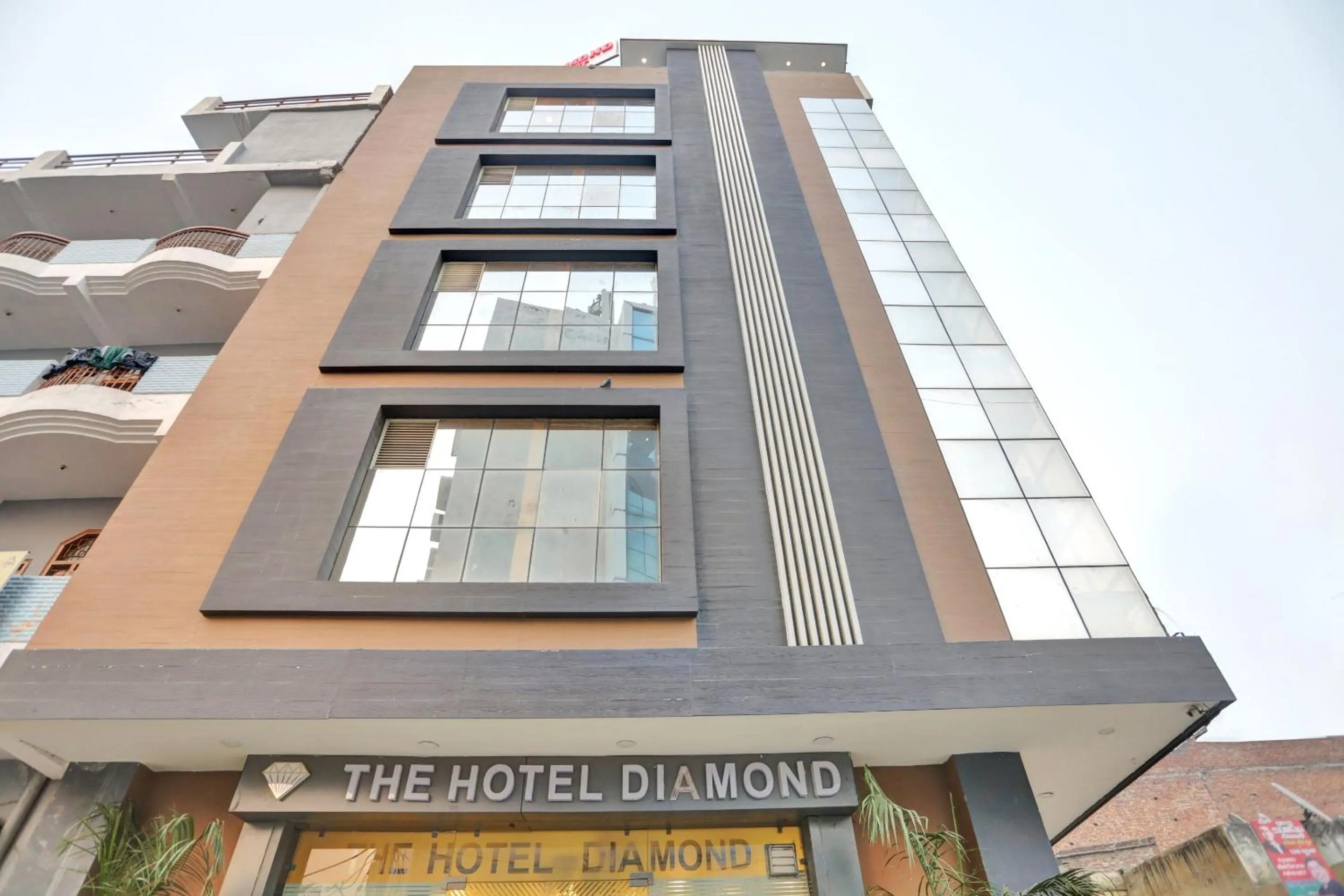 Property building in TOWNHOUSE THE HOTEL DIAMOND VASUNDHARA