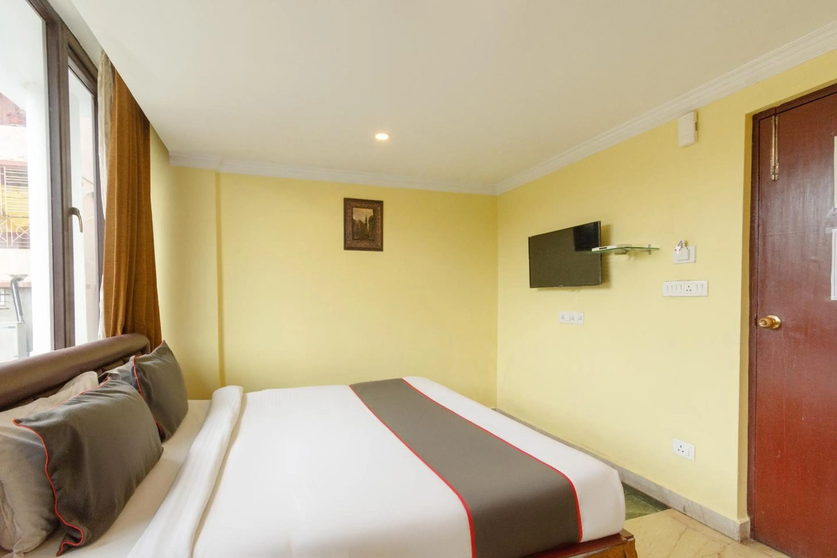 Bedroom, Bed in Collection O Raj Darbar Near City Centre