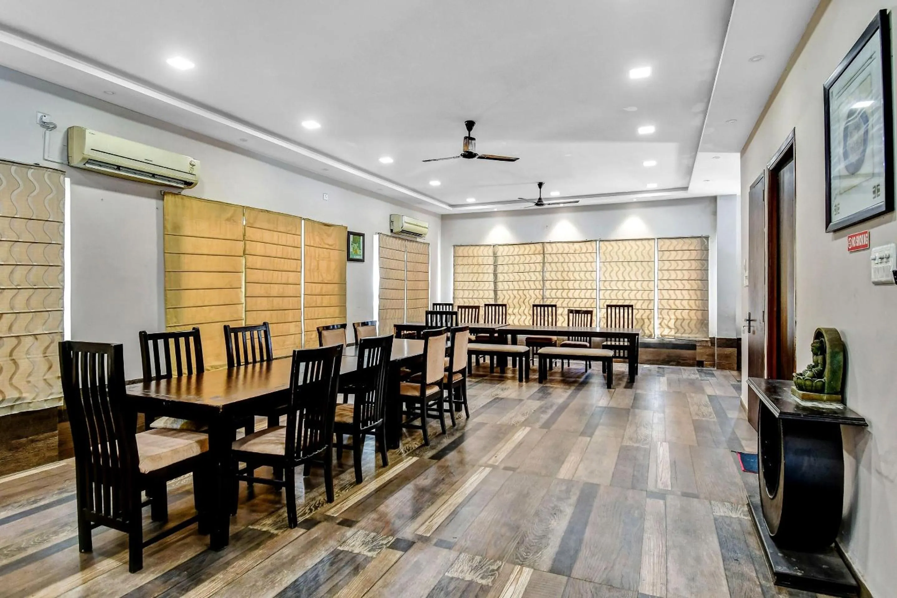 Other in Super Townhouse All In One