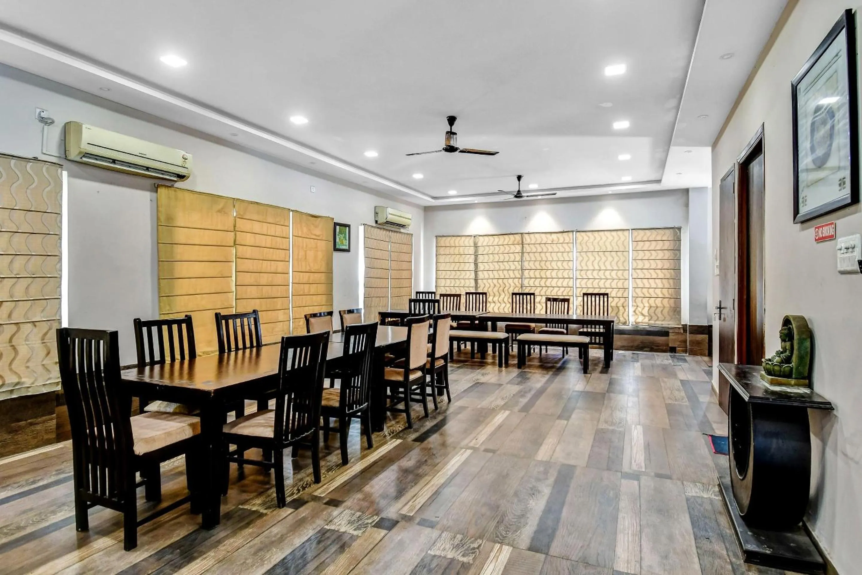 Other in Super Townhouse All In One