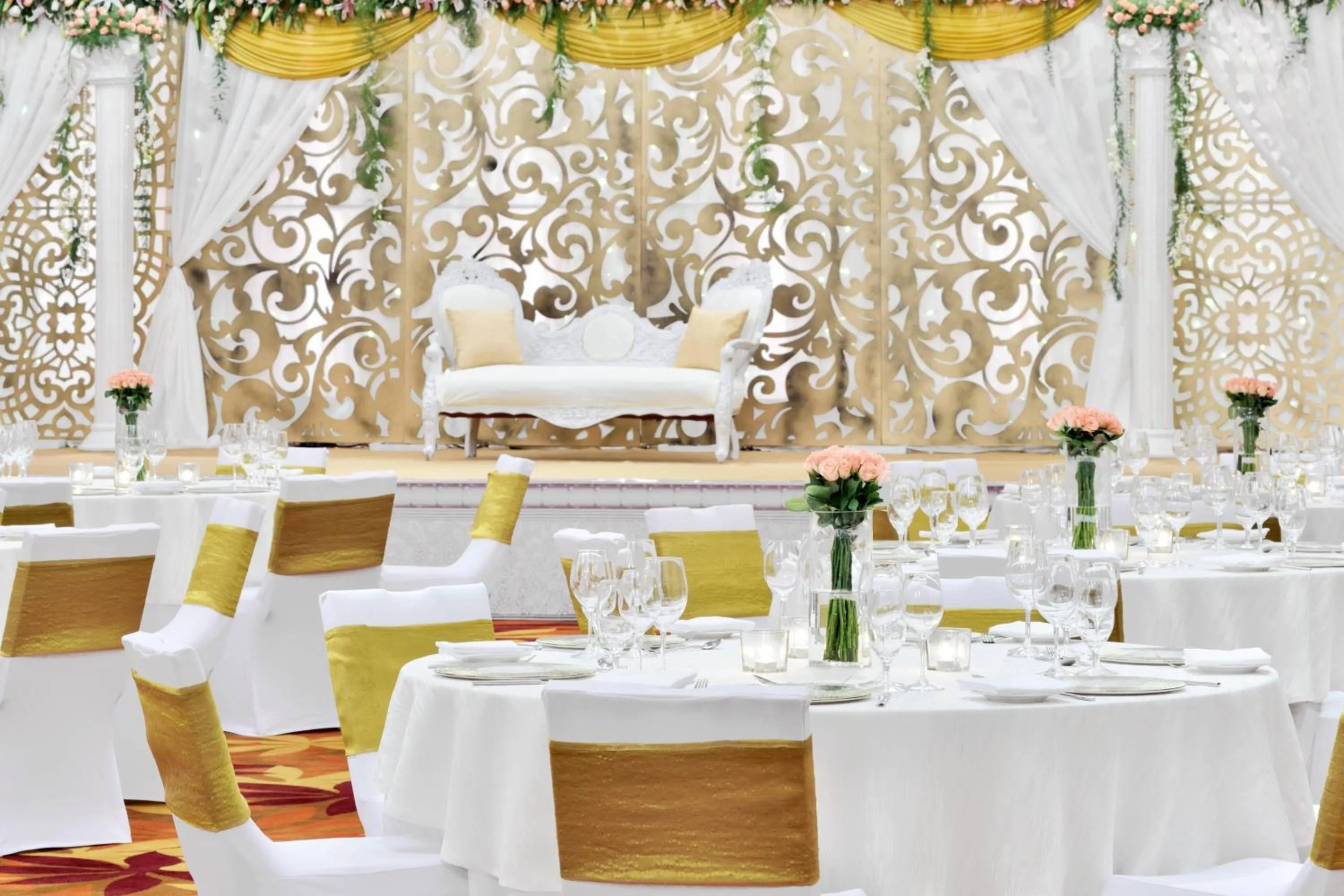 Lobby or reception in Kochi Marriott Hotel