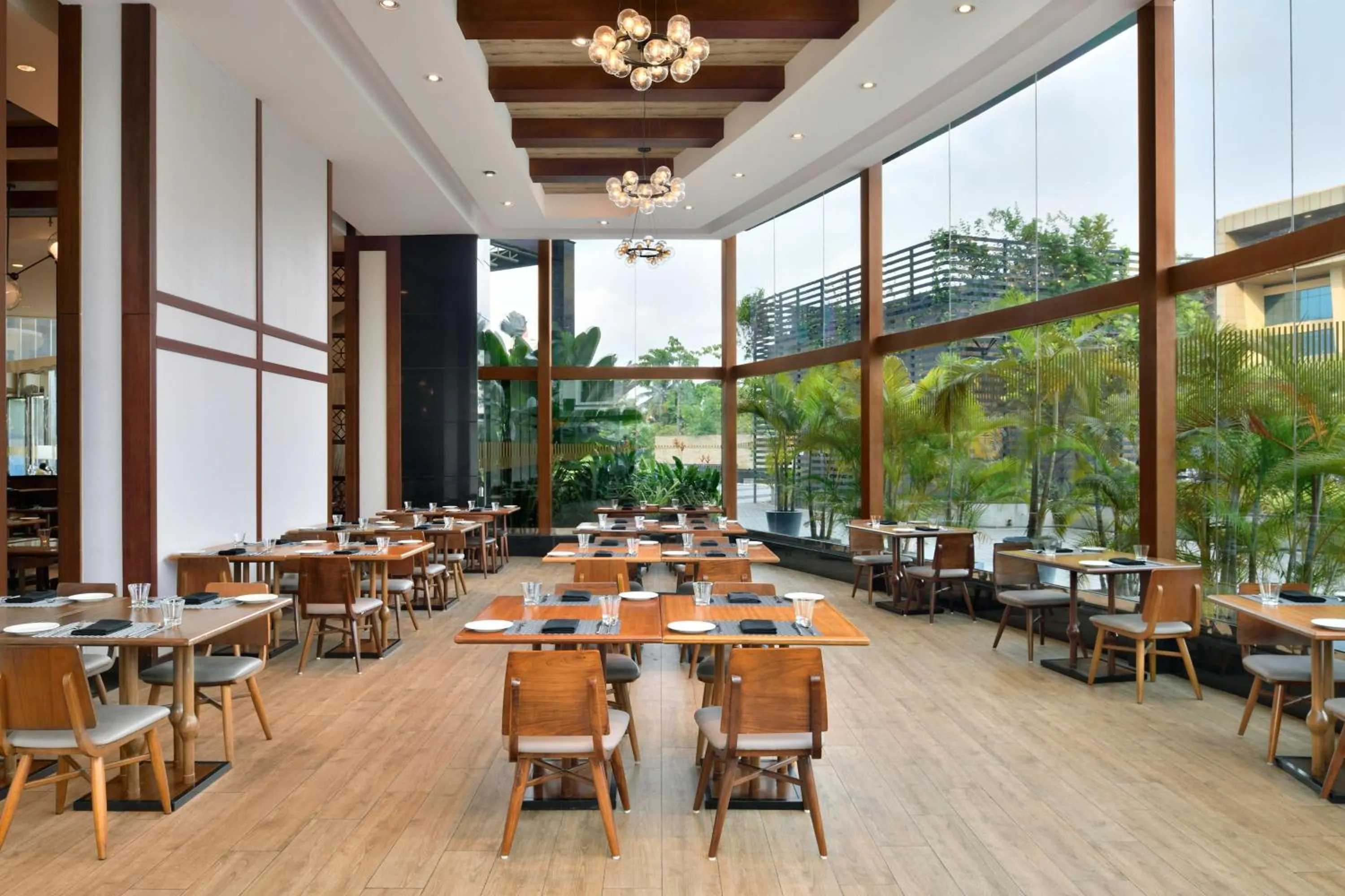 Kitchen or kitchenette in Kochi Marriott Hotel