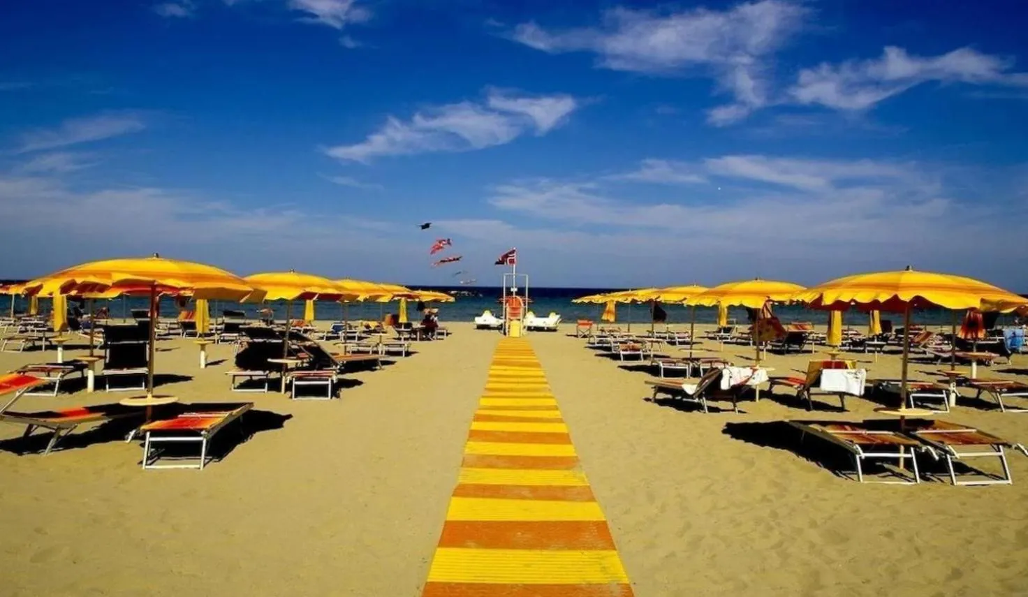 Beach in Luna Hotel Rimini