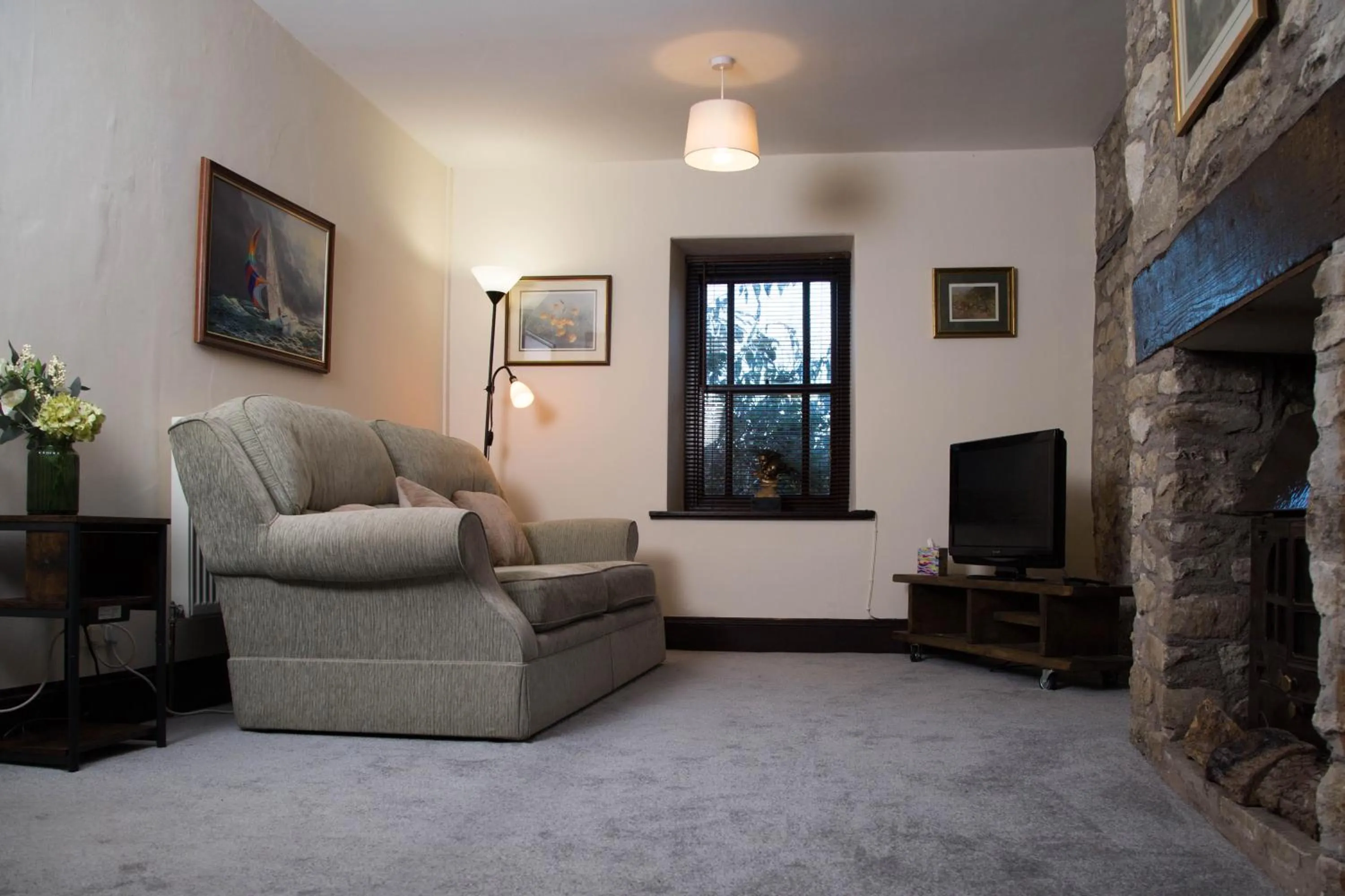 Living room in The Thatched Cottage Inn