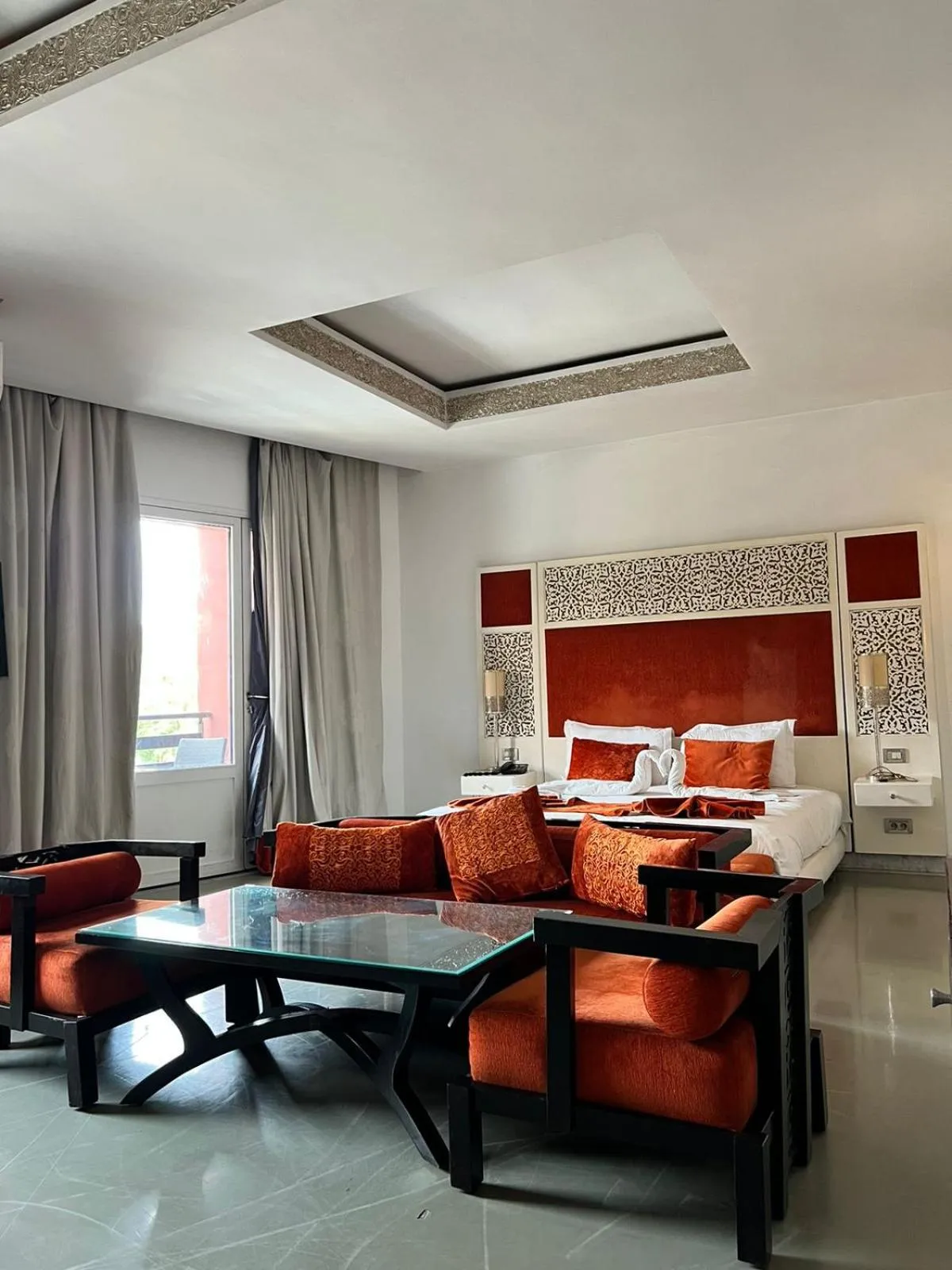 Bed in La Renaissance hôtel Marrakech