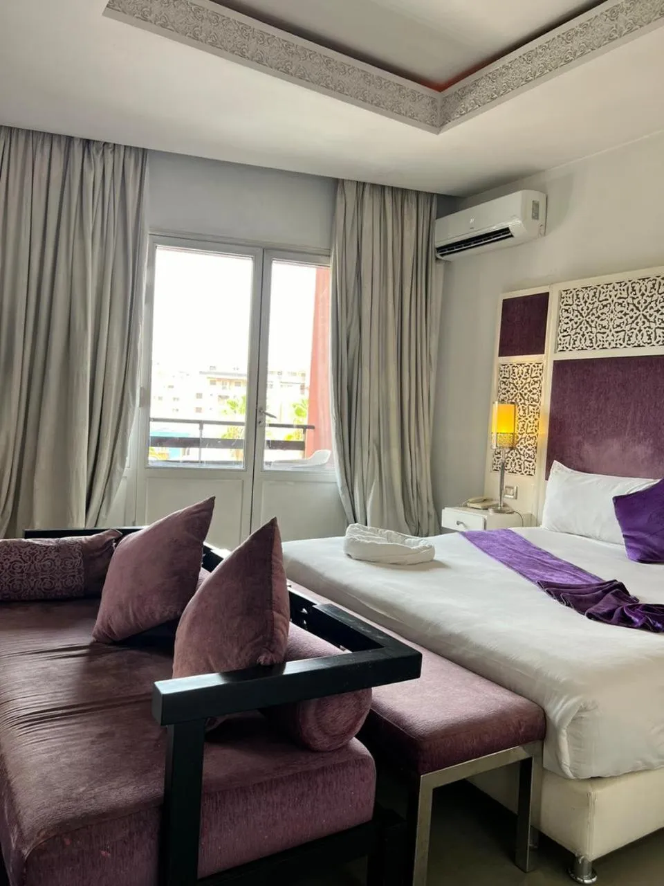 Bed in La Renaissance hôtel Marrakech