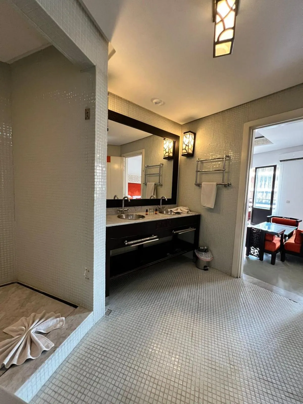 Bed in La Renaissance hôtel Marrakech