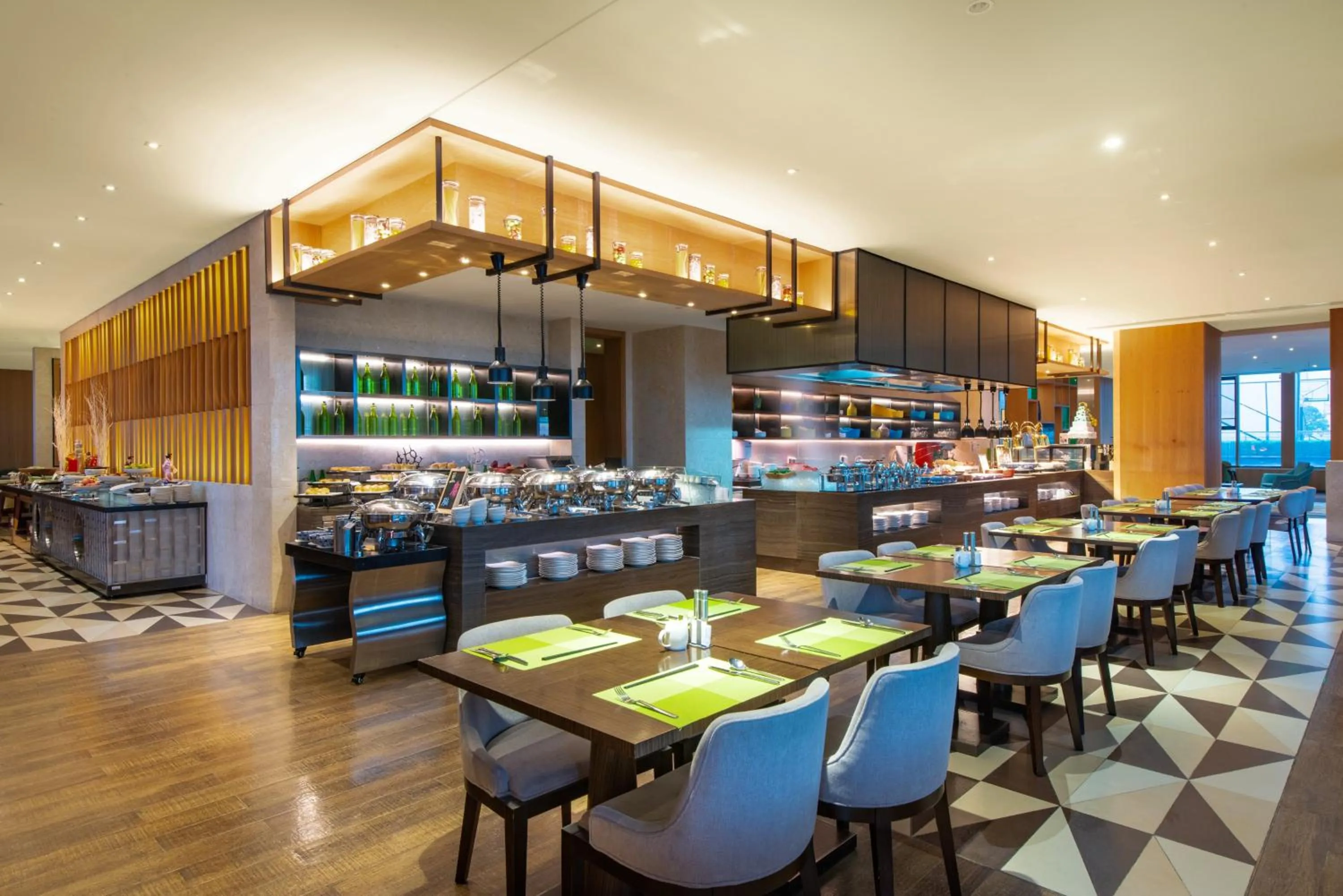Restaurant/places to eat in Holiday Inn Nanjing Qinhuai South Suites by IHG