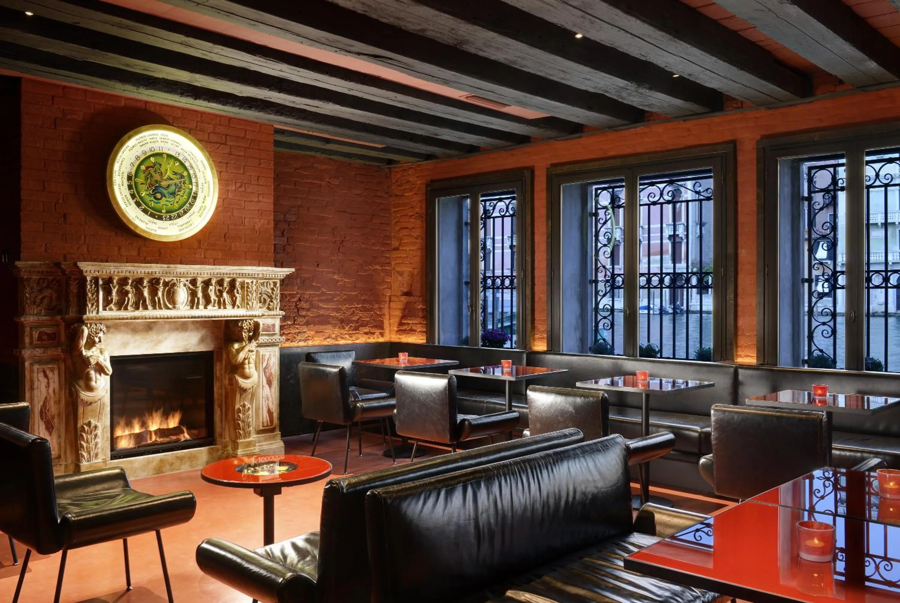 Lounge or bar in Hotel L'Orologio Venezia - WTB Hotels