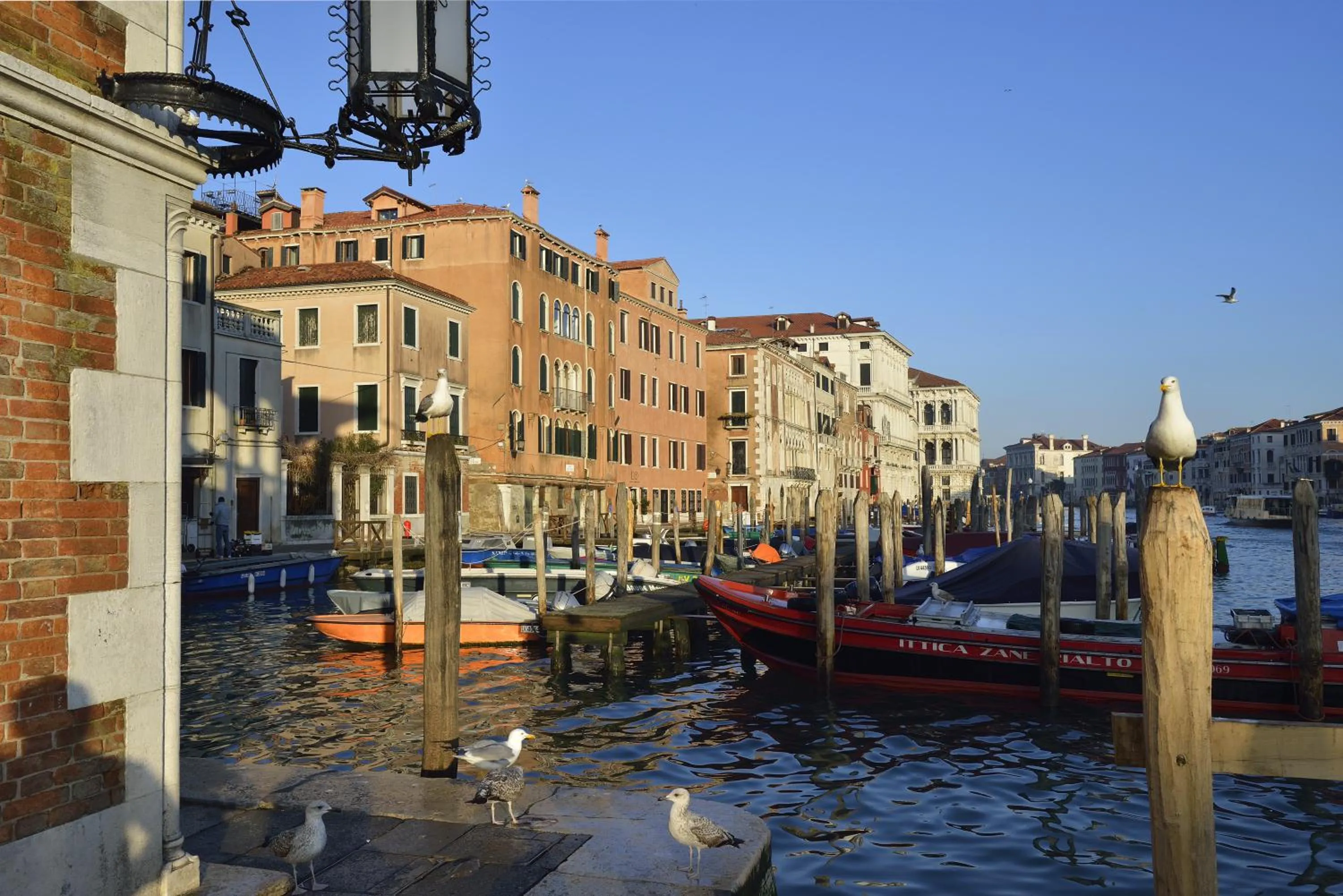 Property building in Hotel L'Orologio Venezia - WTB Hotels