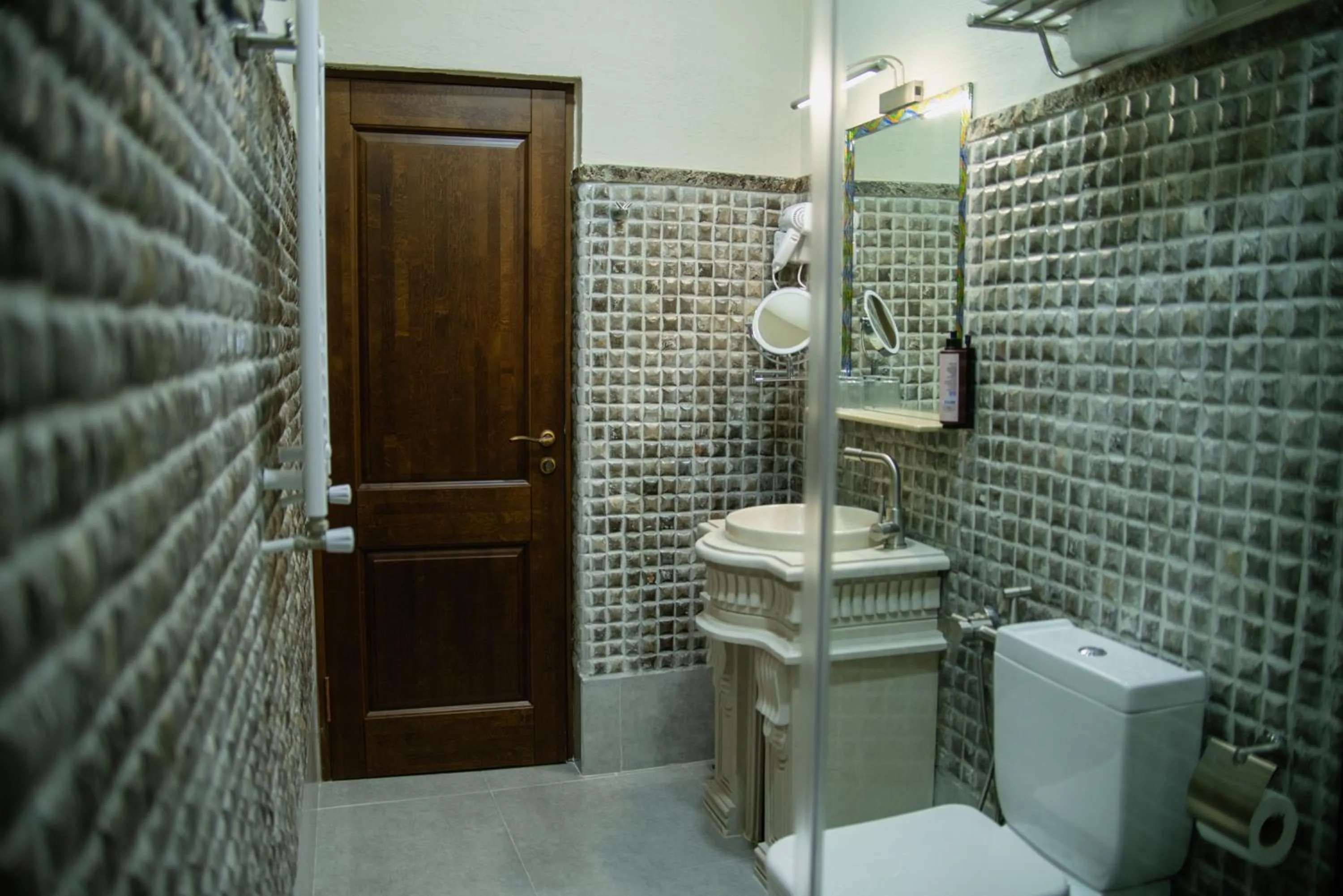 Shower in Kazma Boutique Hotel
