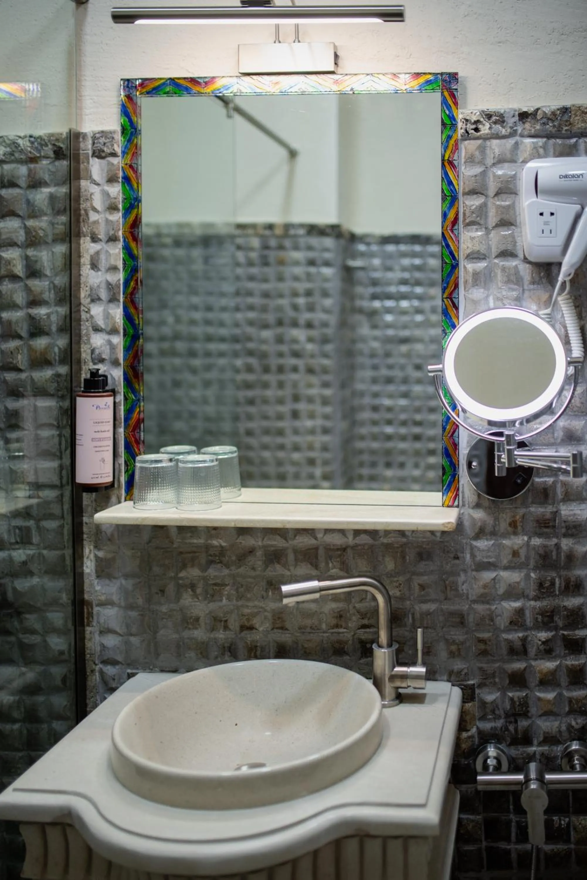 Shower in Kazma Boutique Hotel