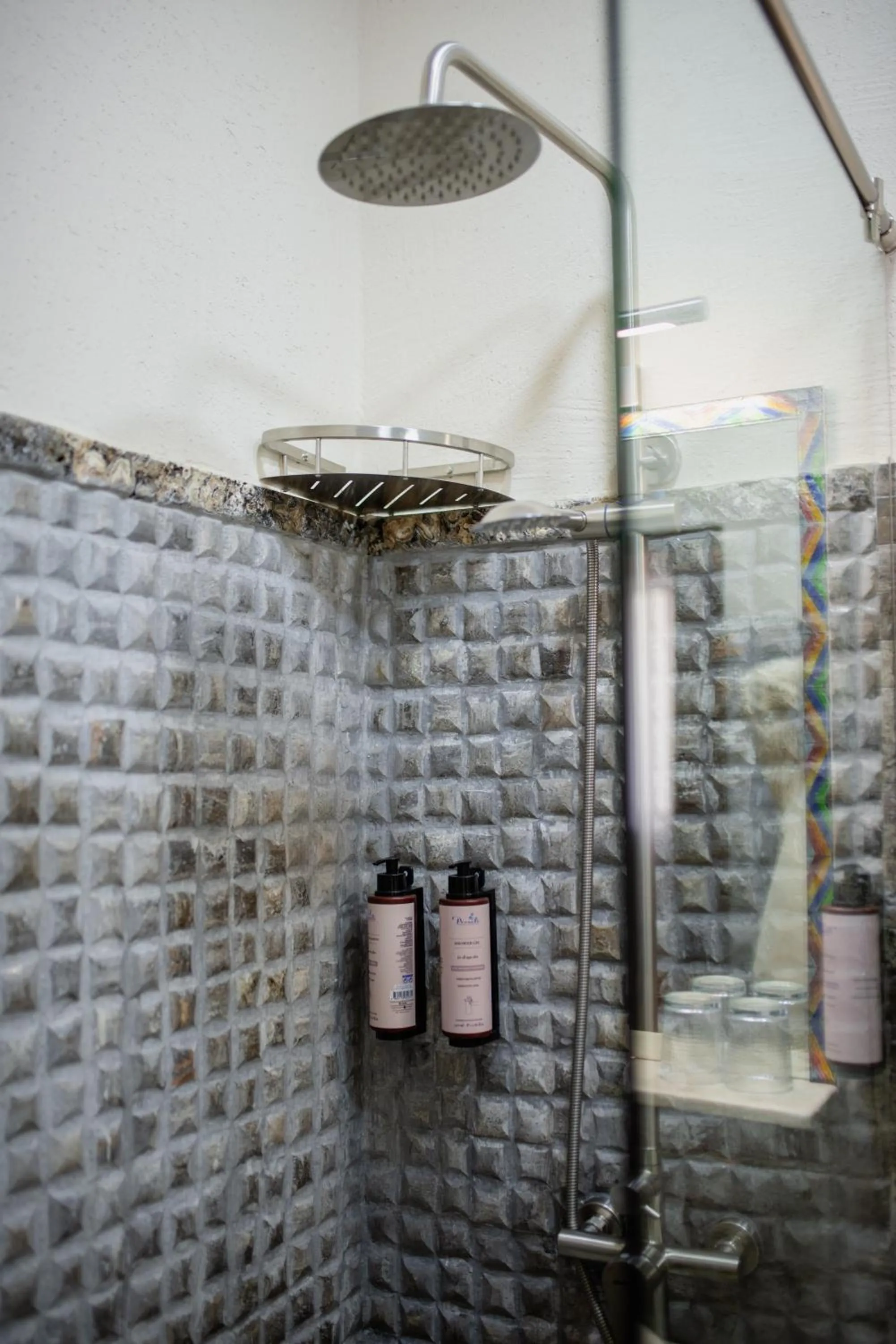Shower in Kazma Boutique Hotel
