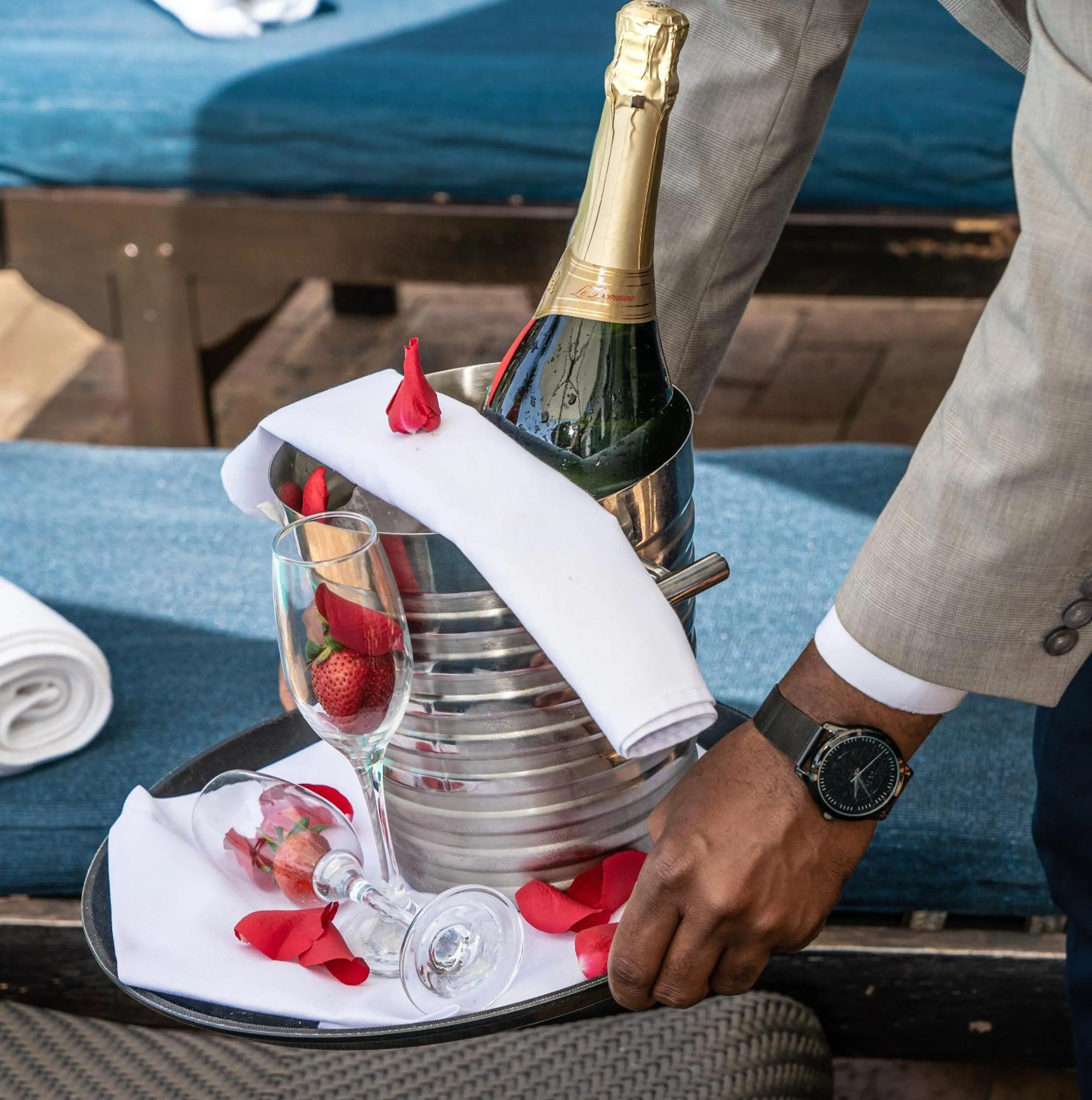 People in Woodbridge Lodge