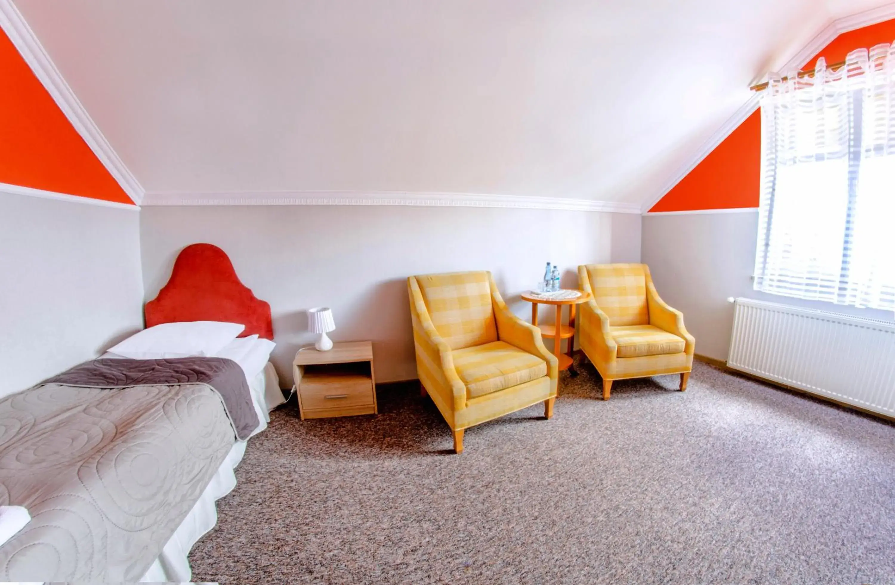 Single Room in Hotel Garden Single Room in Hotel Garden