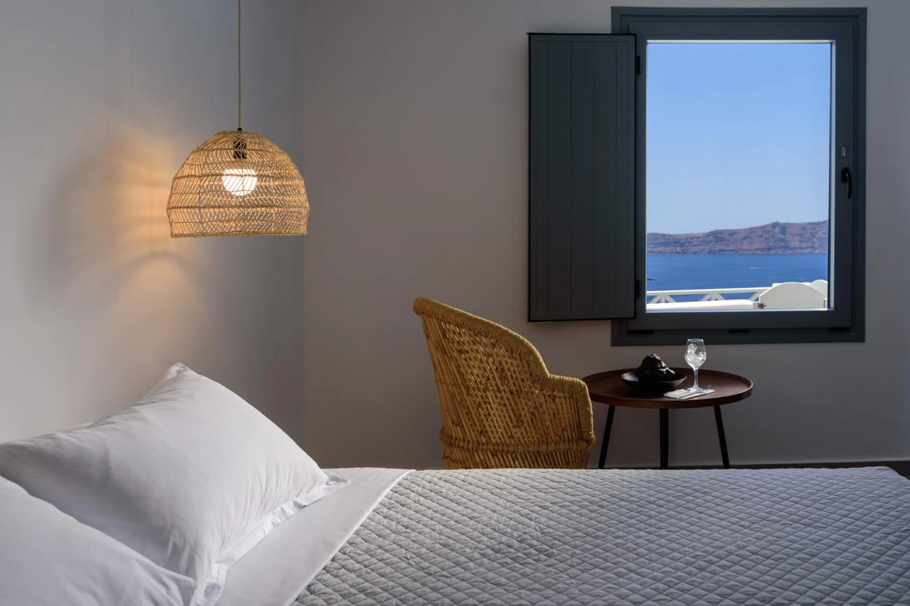 Bedroom, Bed in Elia Caldera Suites