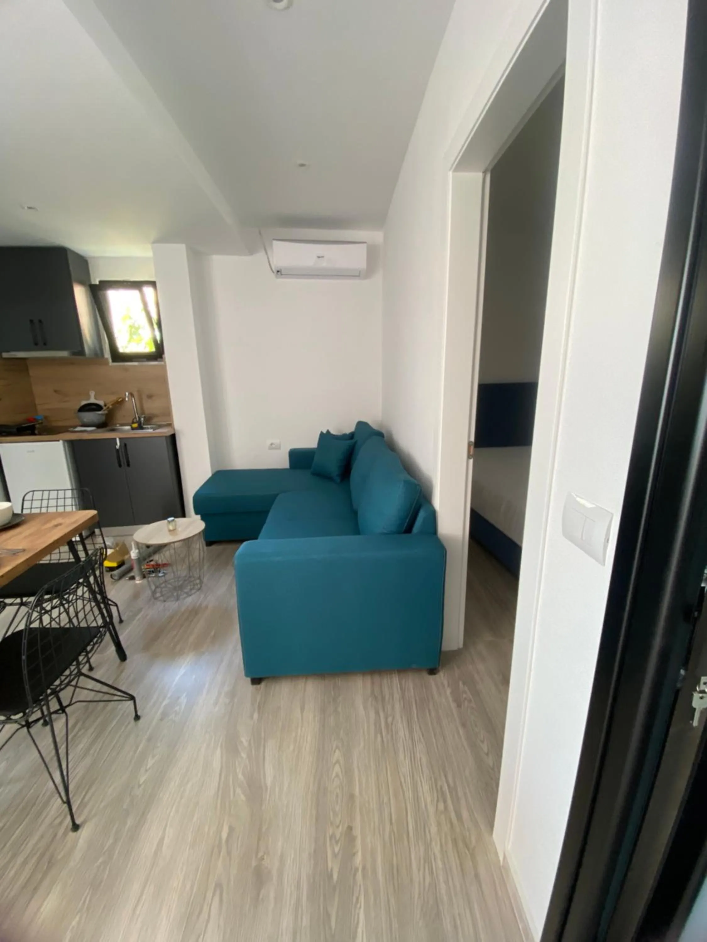 IO's Apartments