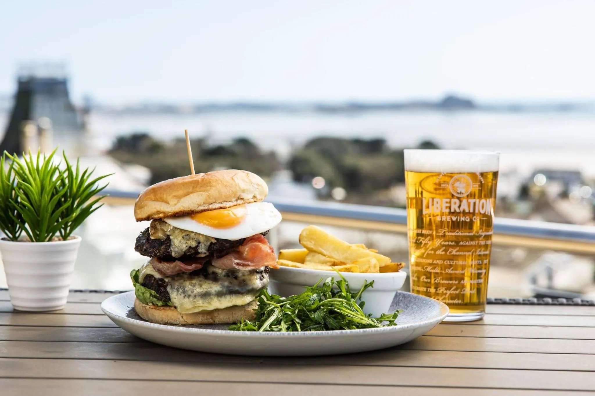 Food and drinks in Hotel Cristina