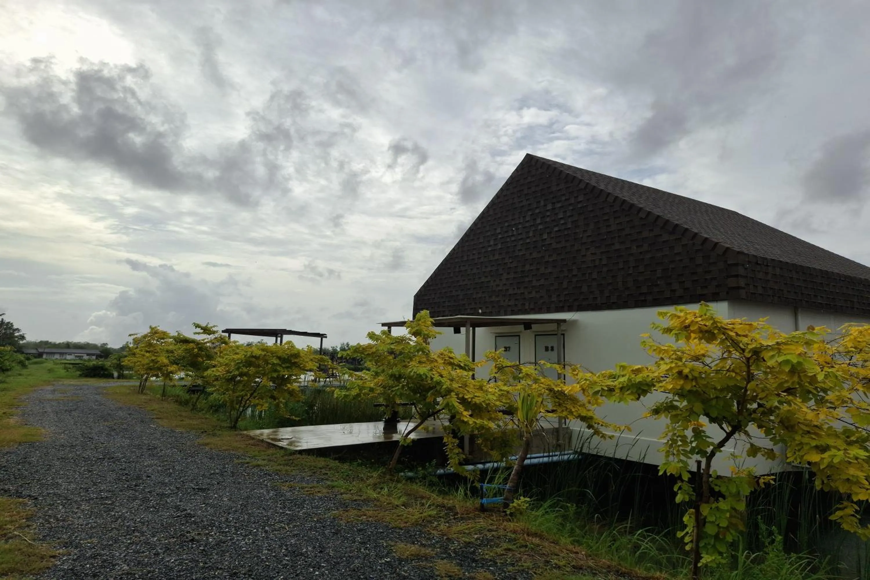 Property building in Burichan Resort