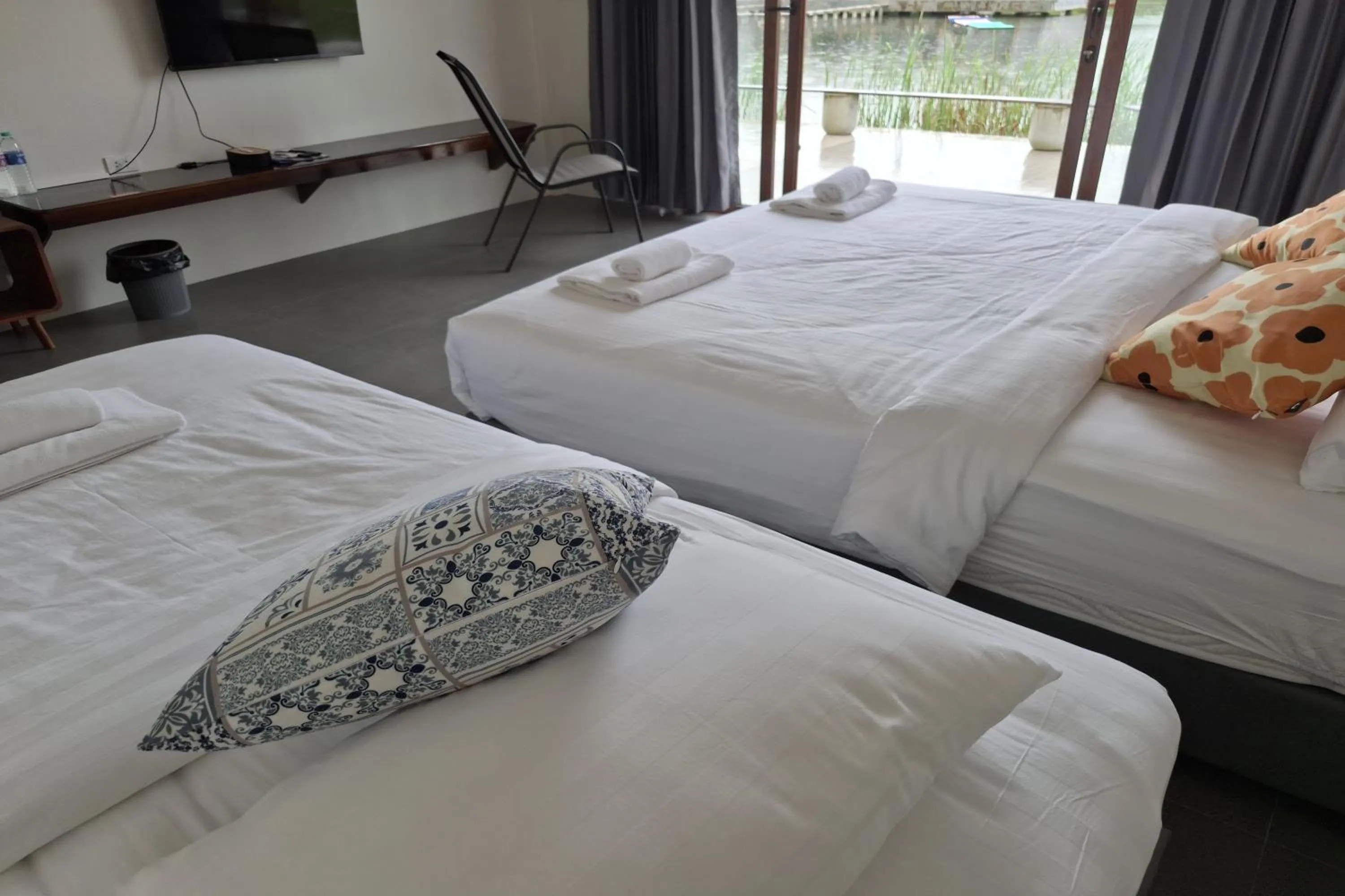 Bed in Burichan Resort