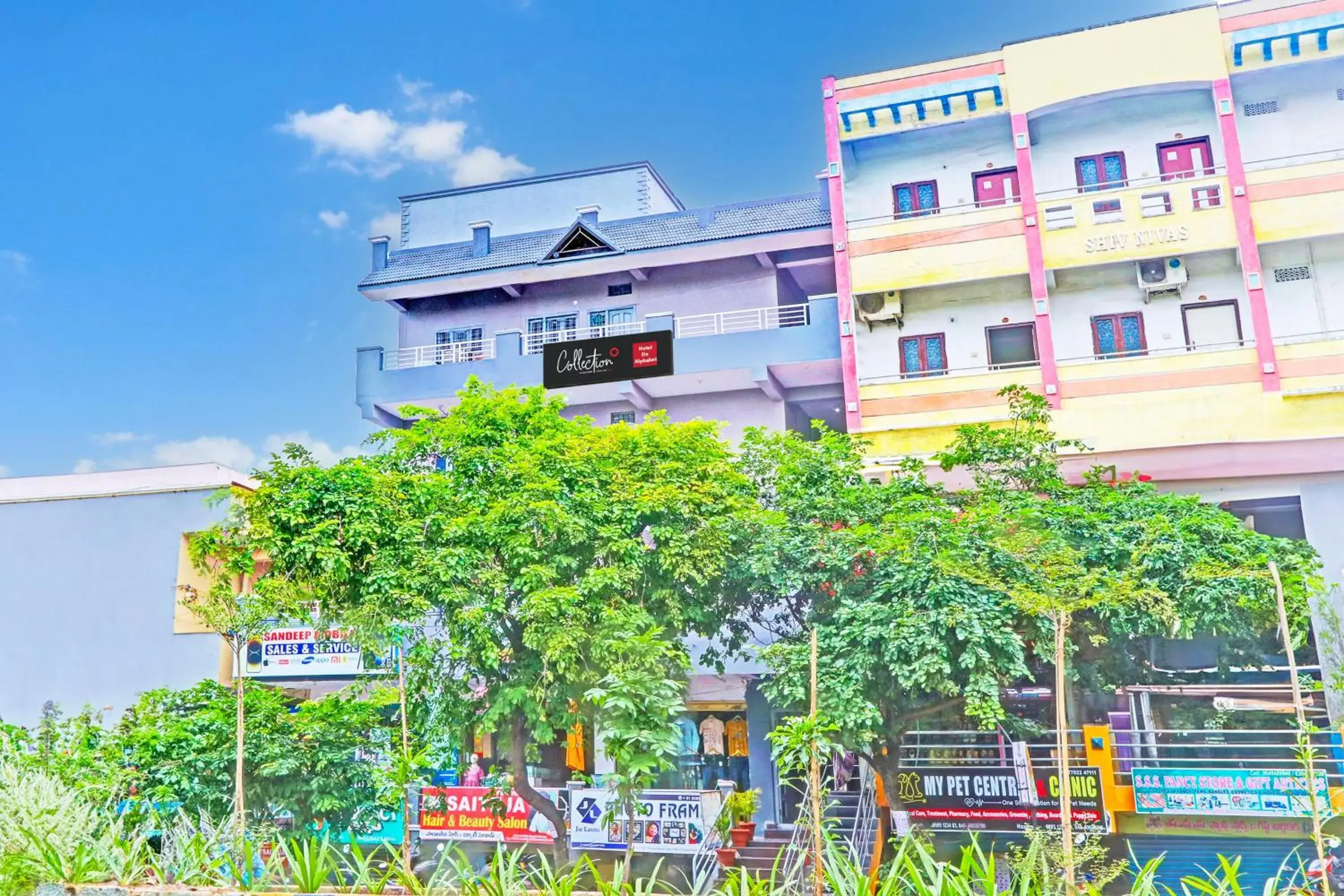 Facade/entrance in Collection O De Alphabet Hotel UMCC Facade/entrance in Collection O De Alphabet Hotel UMCC